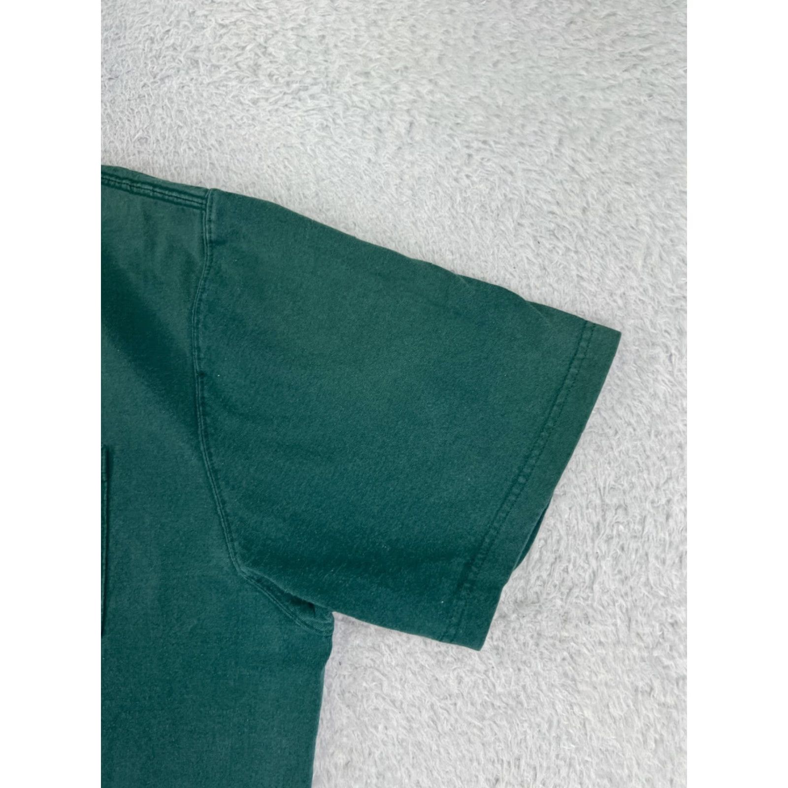 Carhartt Carhartt Mens Shirt XL Green Short Sleeve Crew Neck 100% Cotton Vintage? No. Carhartt Original. Size US XL / EU 56 / 4 - 5 Thumbnail