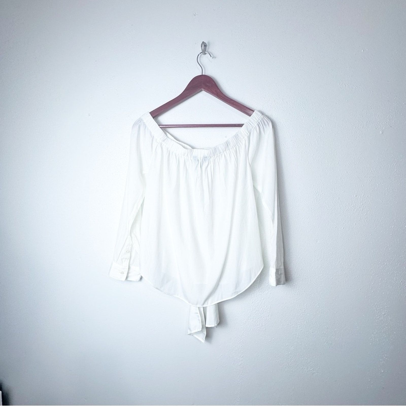 Express Express White Off the Shoulder Front Tie Top Womens Size Med Size M / US 6-8 / IT 42-44 - 4 Thumbnail