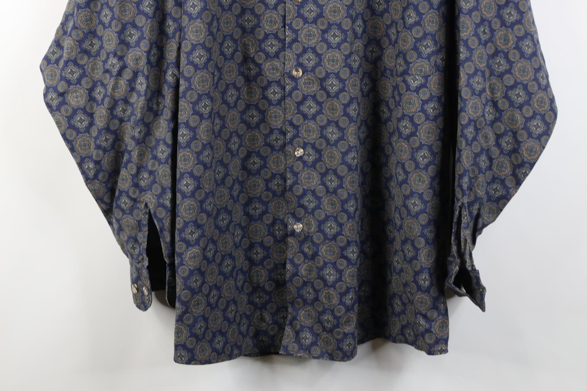 Vintage Vintage 90s Streetwear Collared Button Down Shirt USA Size US L / EU 52-54 / 3 - 3 Thumbnail