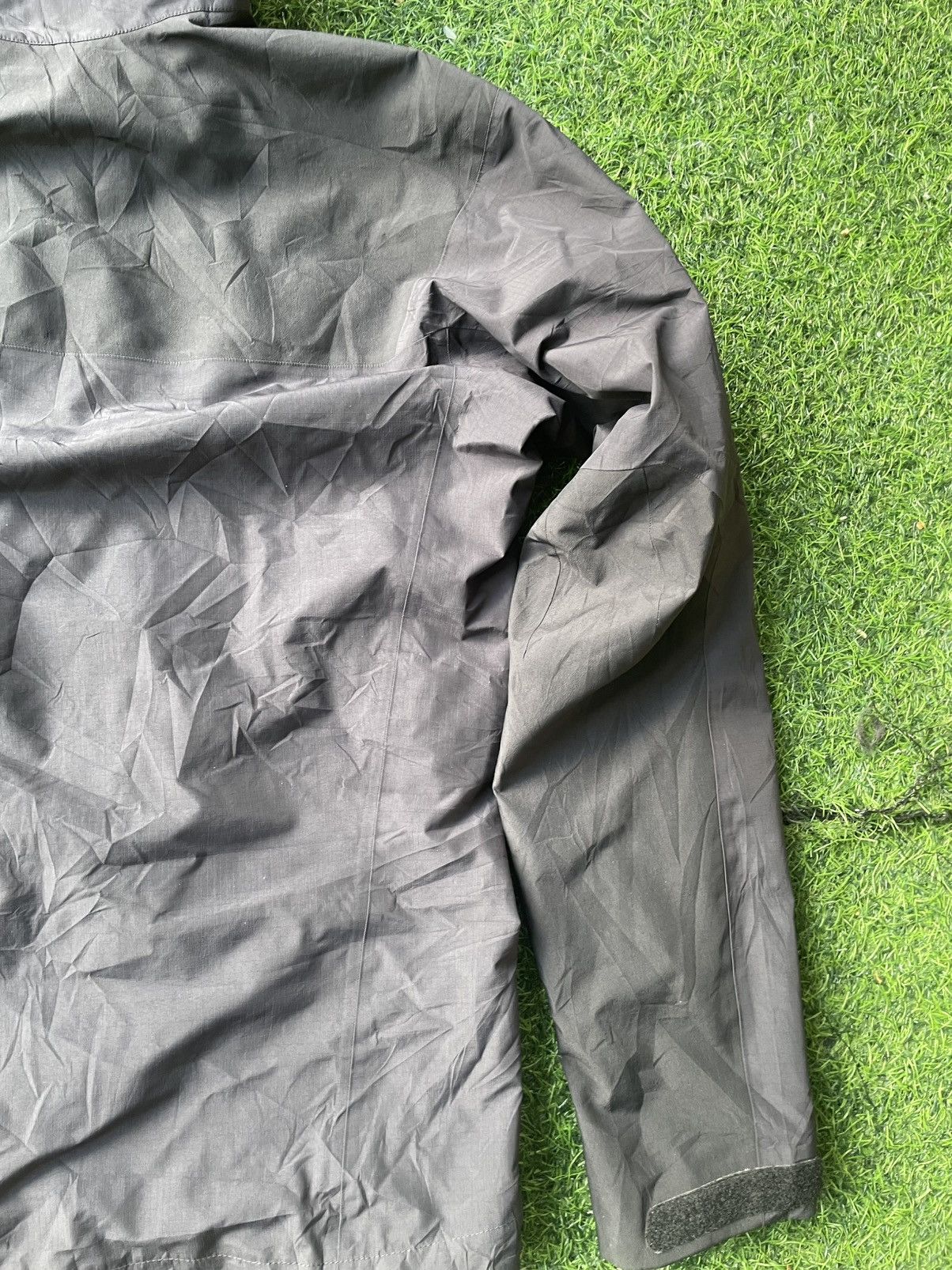 Arc'teryx Arc’teryx GORE-TEX Hooded Windbreaker – Made in Canada DE Size US S / EU 44-46 / 1 - 10 Thumbnail