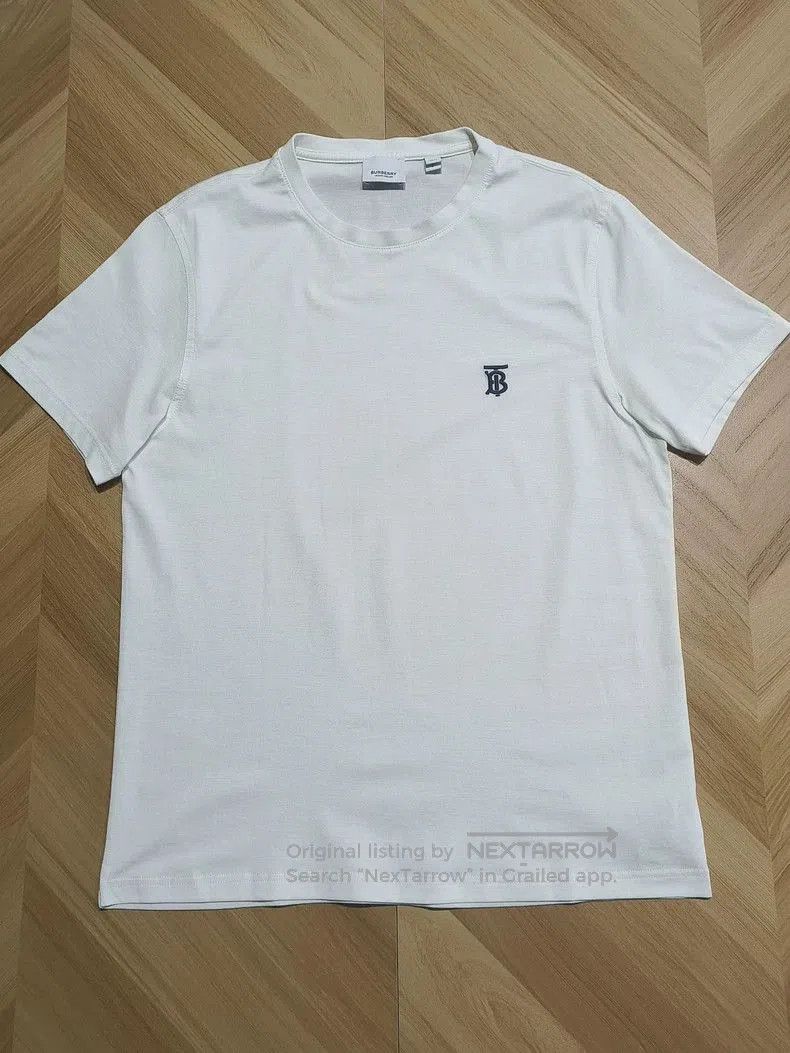 Burberry Burberry White Short Sleeve Embroidered T. Size US S / EU 44-46 / 1 - 1 Thumbnail