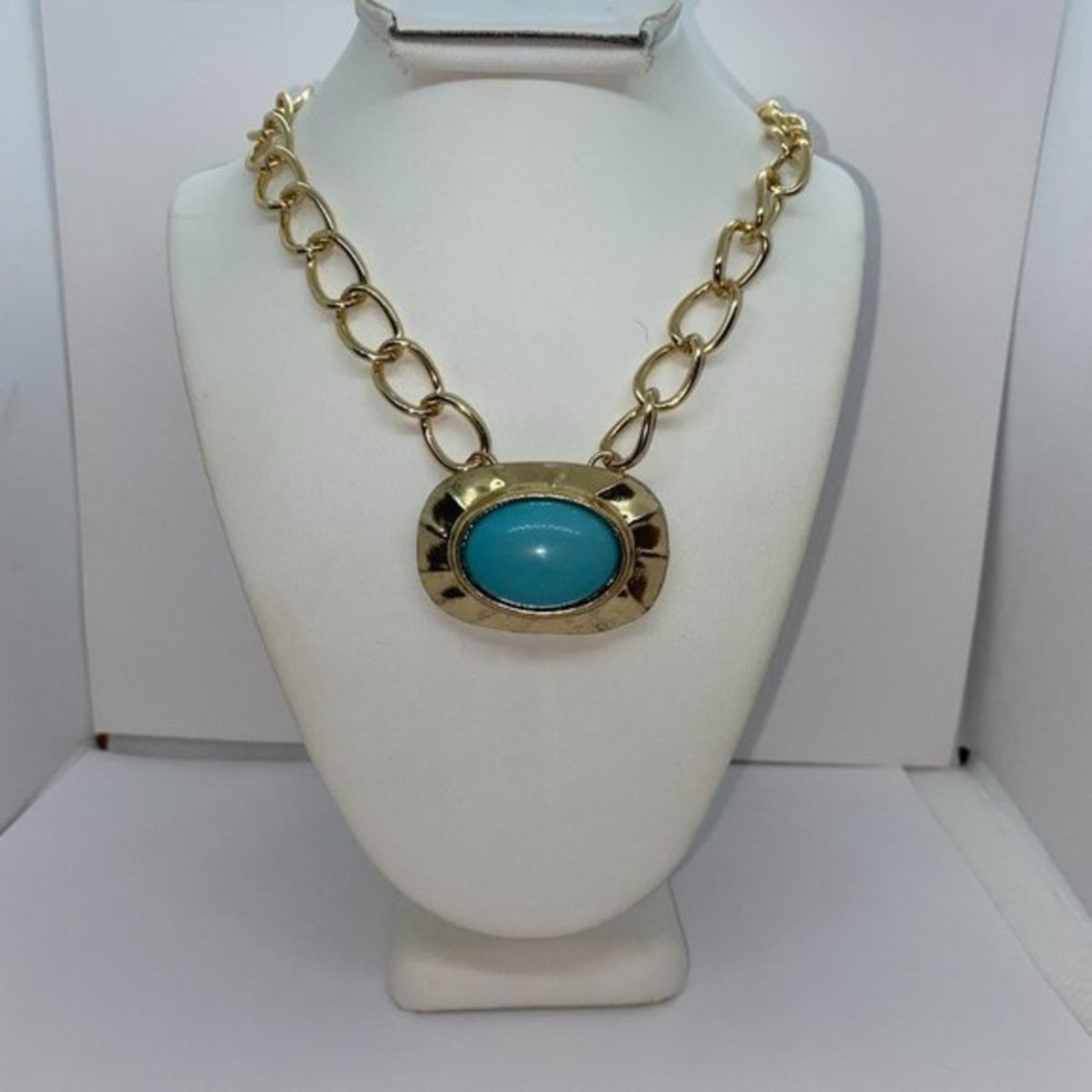 Handmade Gold-Tone Turquoise Blue Pendant Necklace Size ONE SIZE - 1 Thumbnail