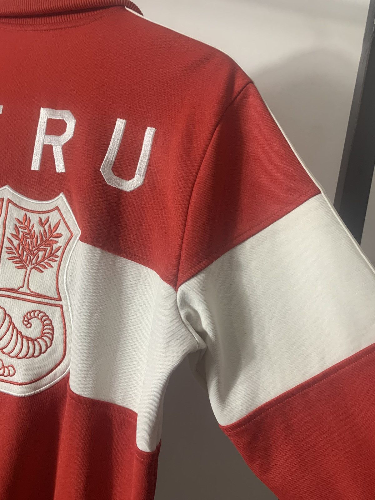 Adidas Tracktop Adidas Peru Casual Streetwear Size US M / EU 48-50 / 2 - 20 Thumbnail