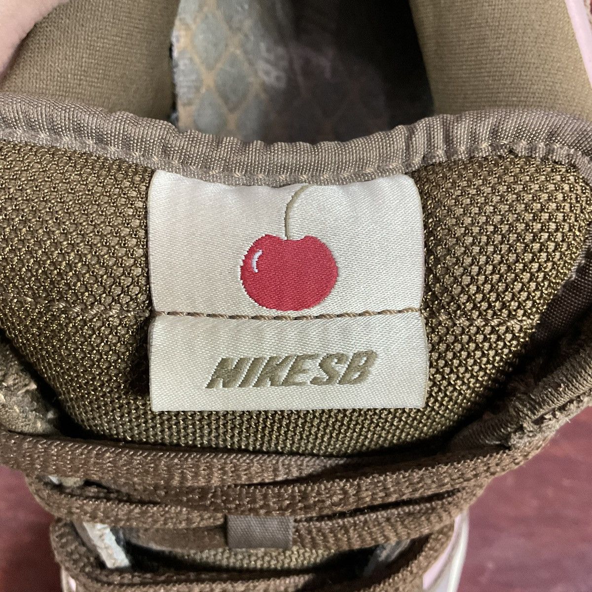 Nike SB Dunk Low Stussy Cherry 2005 Size US 8.5 / EU 41-42 - 14 Thumbnail