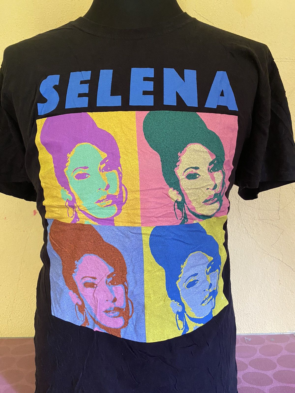 Band Tees × Rap Tees Selena Quantanilla Tshirt Size US XL / EU 56 / 4 - 3 Thumbnail