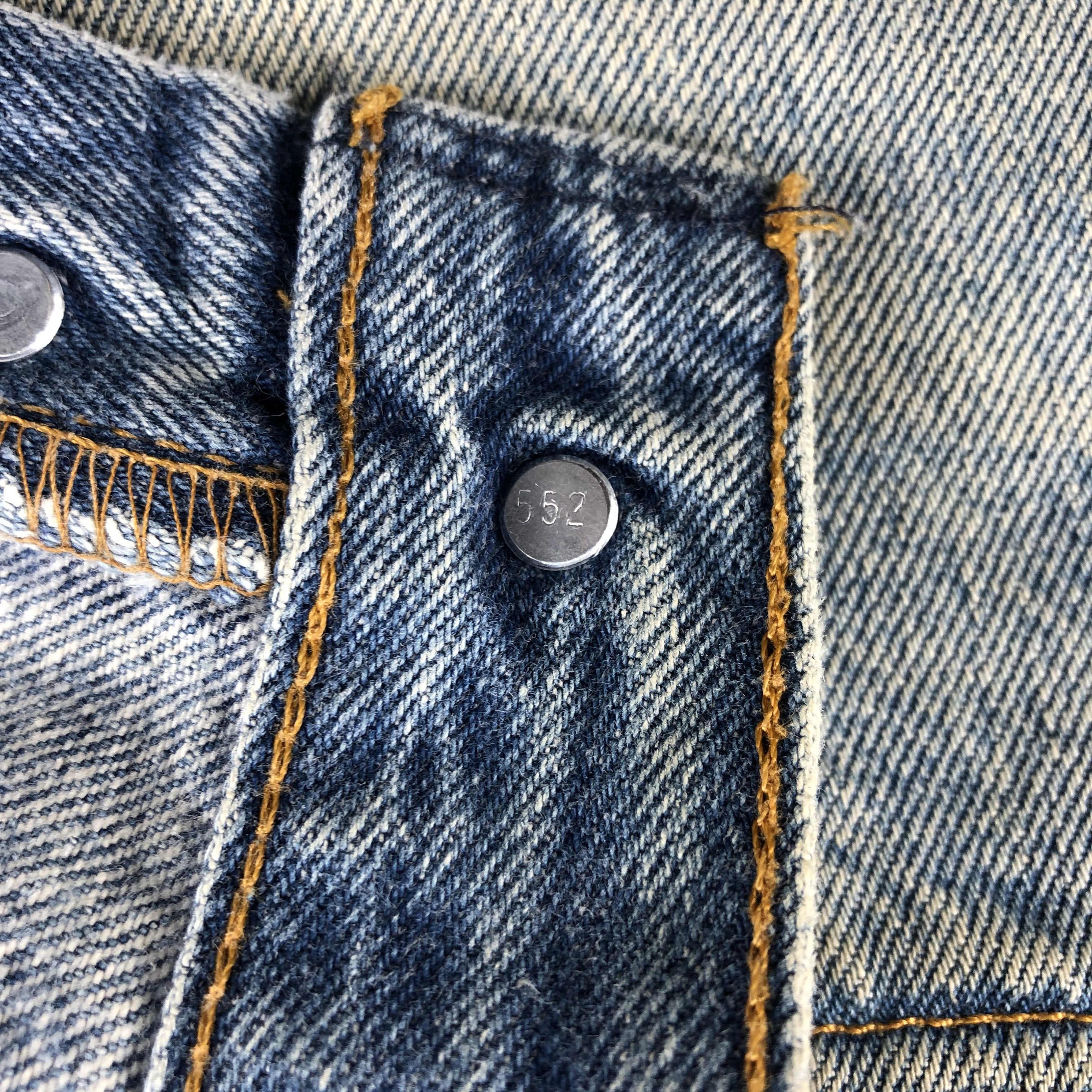 Levi's Vintage Levis 501 Jeans Rusty Wash Distressed Denim KJ376 Size US 34 / EU 50 - 9 Thumbnail