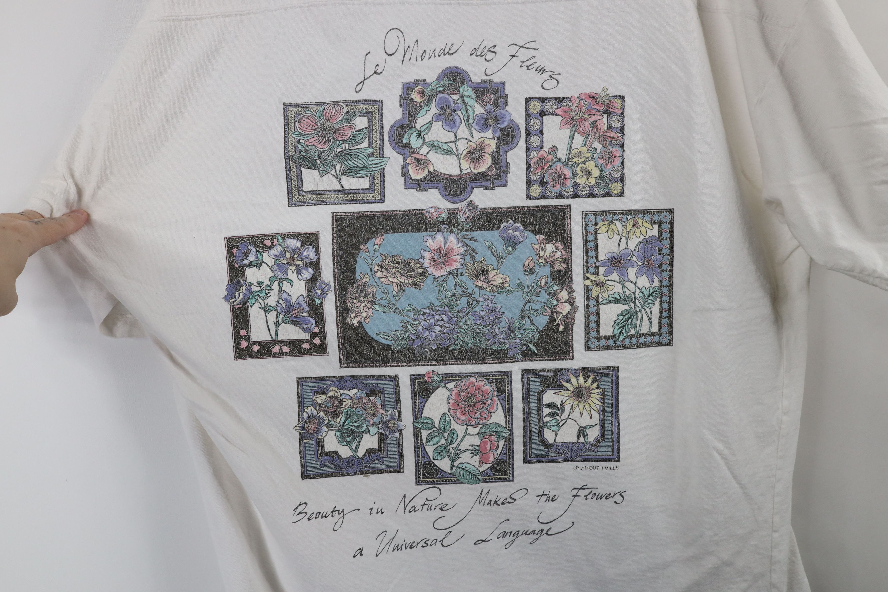 Vintage Vintage 90s Streetwear Flowers Short Sleeve T-Shirt USA Size XXL / US 16-18 / IT 52-54 - 4 Thumbnail