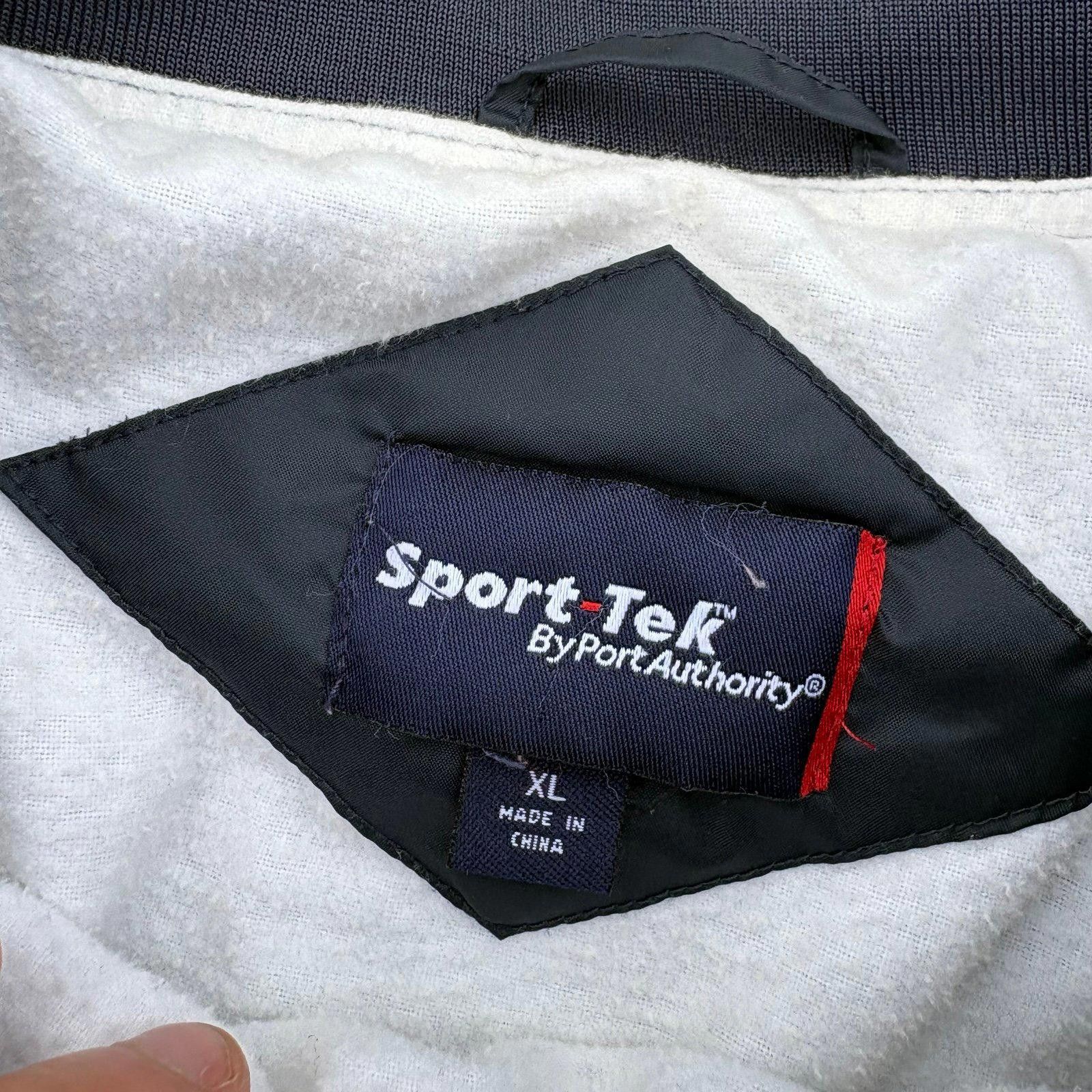 Nike Vintage Atlanta Braves windbreaker sweatshirt Size US XL / EU 56 / 4 - 3 Thumbnail