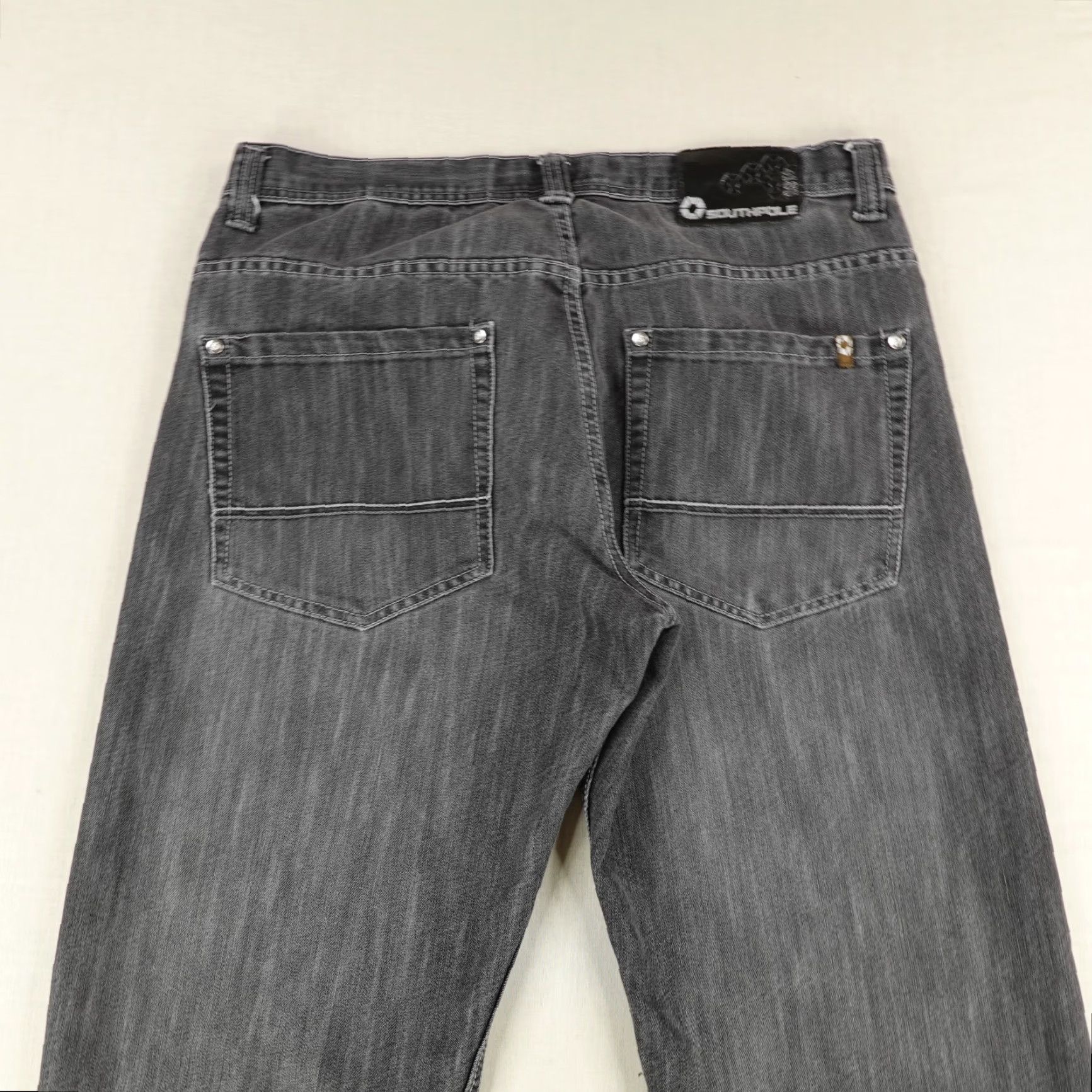 Southpole VINTAGE Southpole Jeans Men 38 Black Denim Baggy Faded Loose Grunge Hip Hop Y2K Jeans Mens 38 Black Denim Grunge Hip Hop Vintage Southpole Jeans Size US 36 / EU 52 - 6 Thumbnail