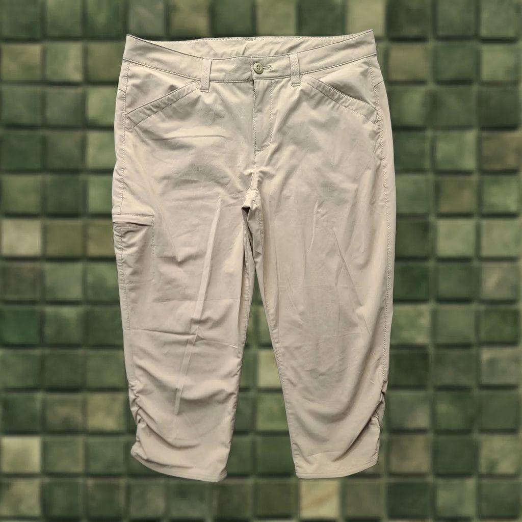 Eddie Bauer Eddie Bauer Capri Womens 10 Relaxed Fit Mid Rise Outdoors Hiking Quick Dry Capri Pants Beige 32 in Inseam 21 in Size ONE SIZE - 1 Thumbnail