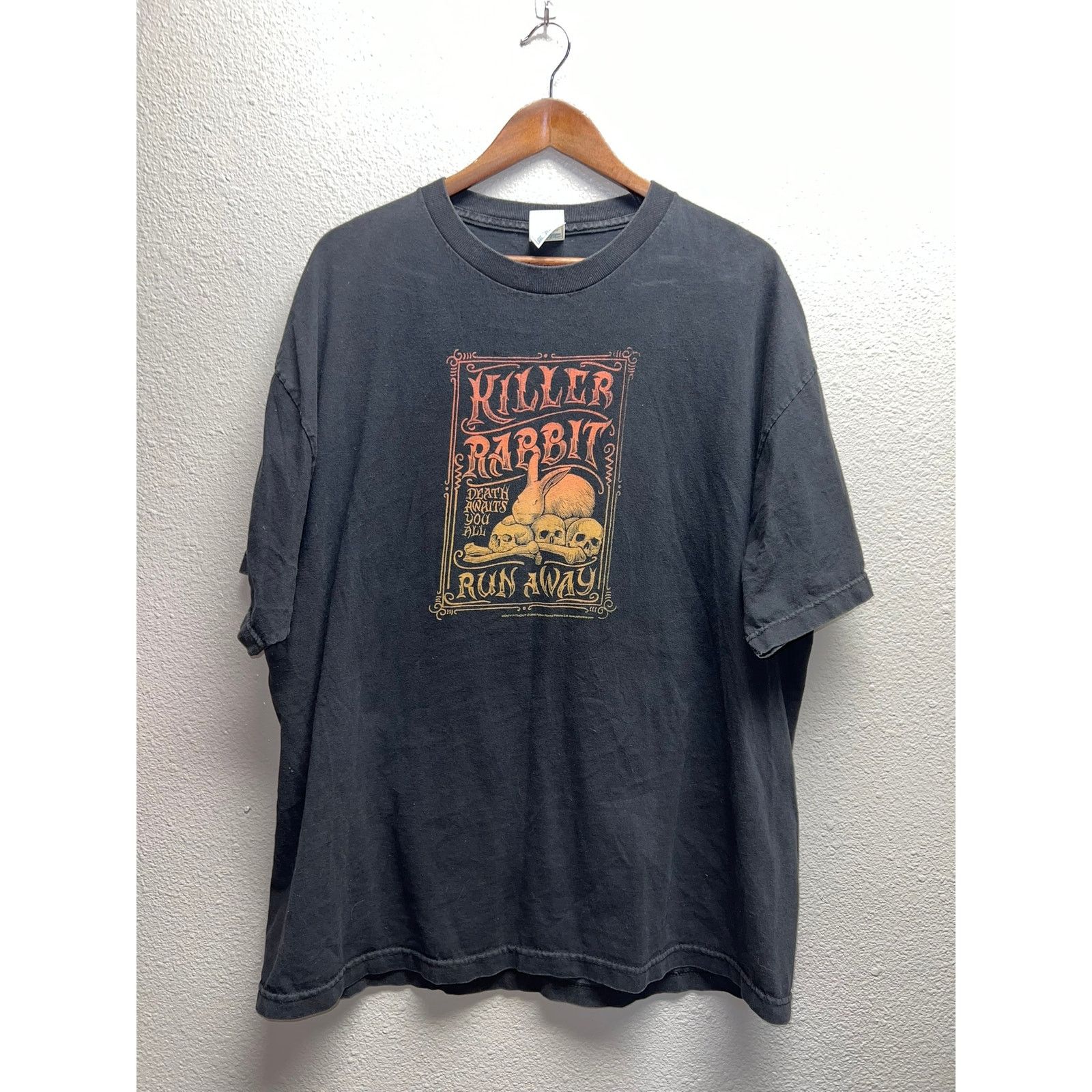 Vintage Vintage Monty Python Shirt Killer Rabbit Death Black Tee 2XL Size US XXL / EU 58 / 5 - 1 Thumbnail