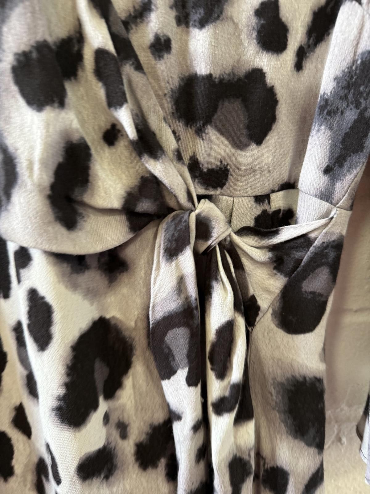 Unknown London Leopard Print Long Sleeve Wrap Dress Size M / US 6-8 / IT 42-44 - 4 Thumbnail