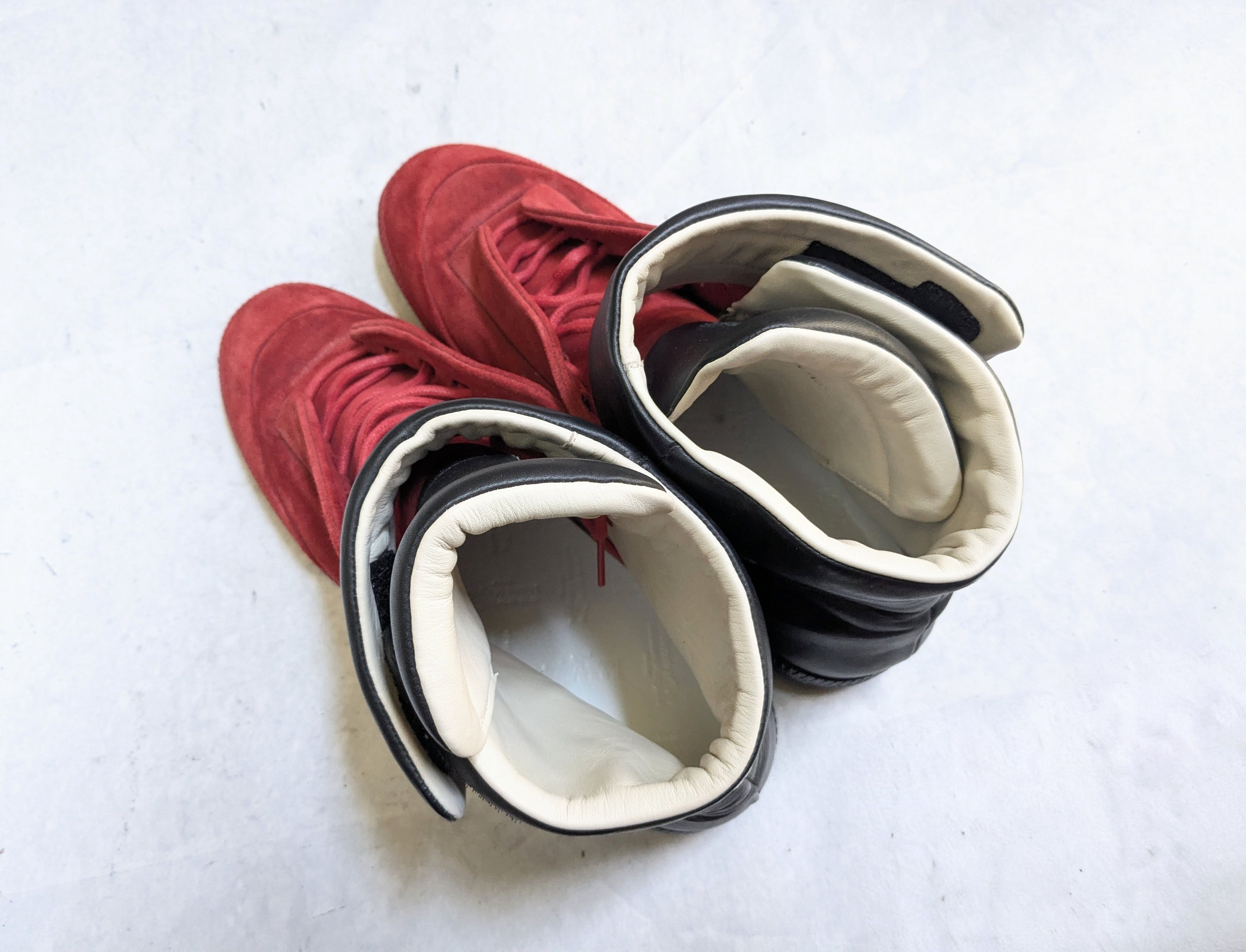Maison Margiela Maison Margiela Future Red Black 14 47 High Tops Suede Size US 14 / EU 47 - 21 Thumbnail
