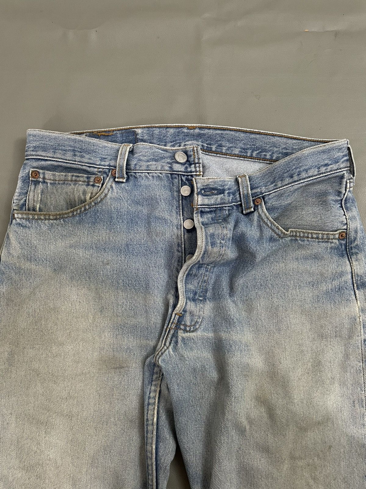 Levi's Vintage Clothing 1990s Levis 501 Distressed Ripped Jeans Blue wash Size US 34 / EU 50 - 5 Thumbnail