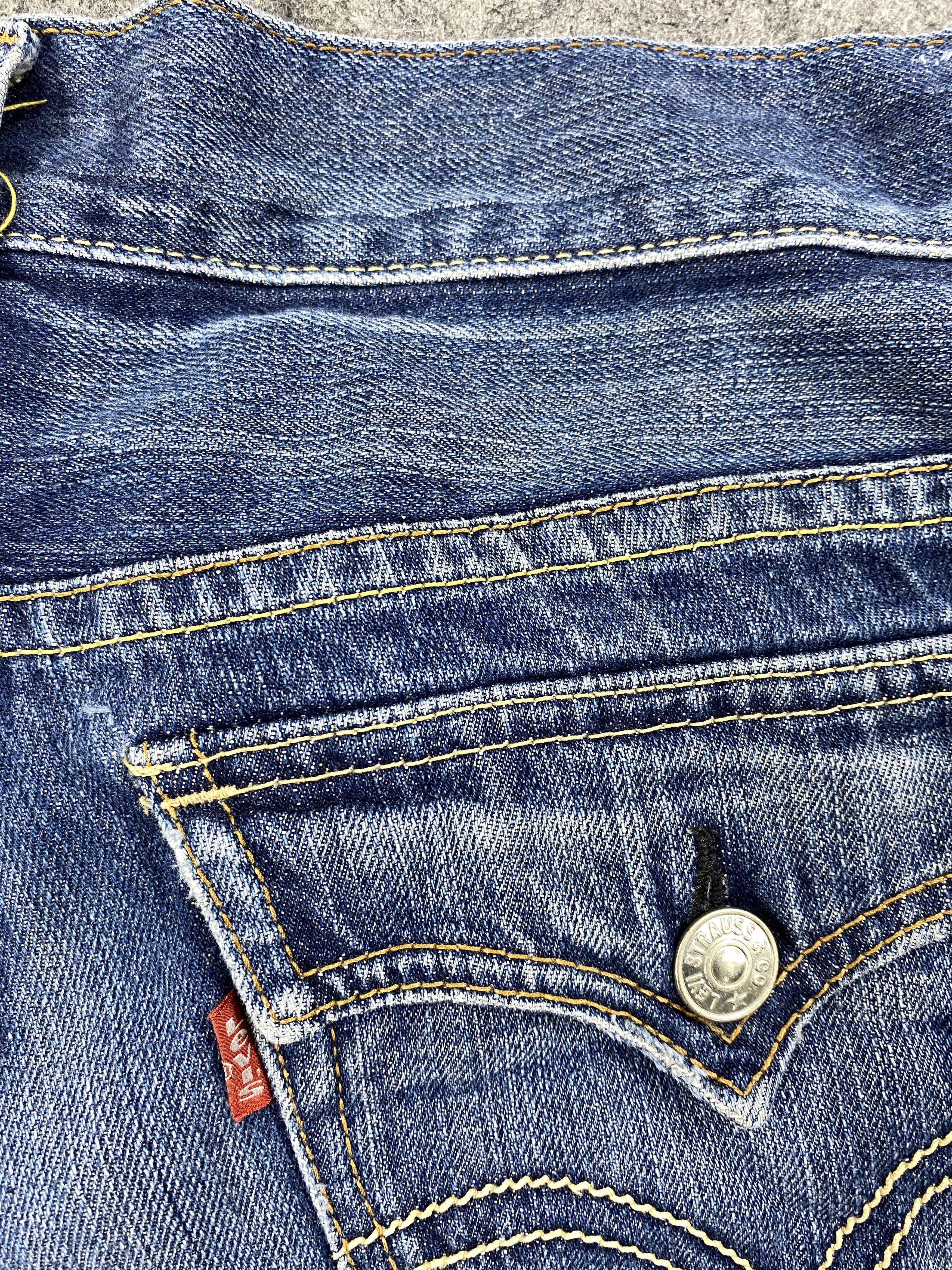 Distressed Blue Vintage Levi's 702 34x24 Denim -SJ079
