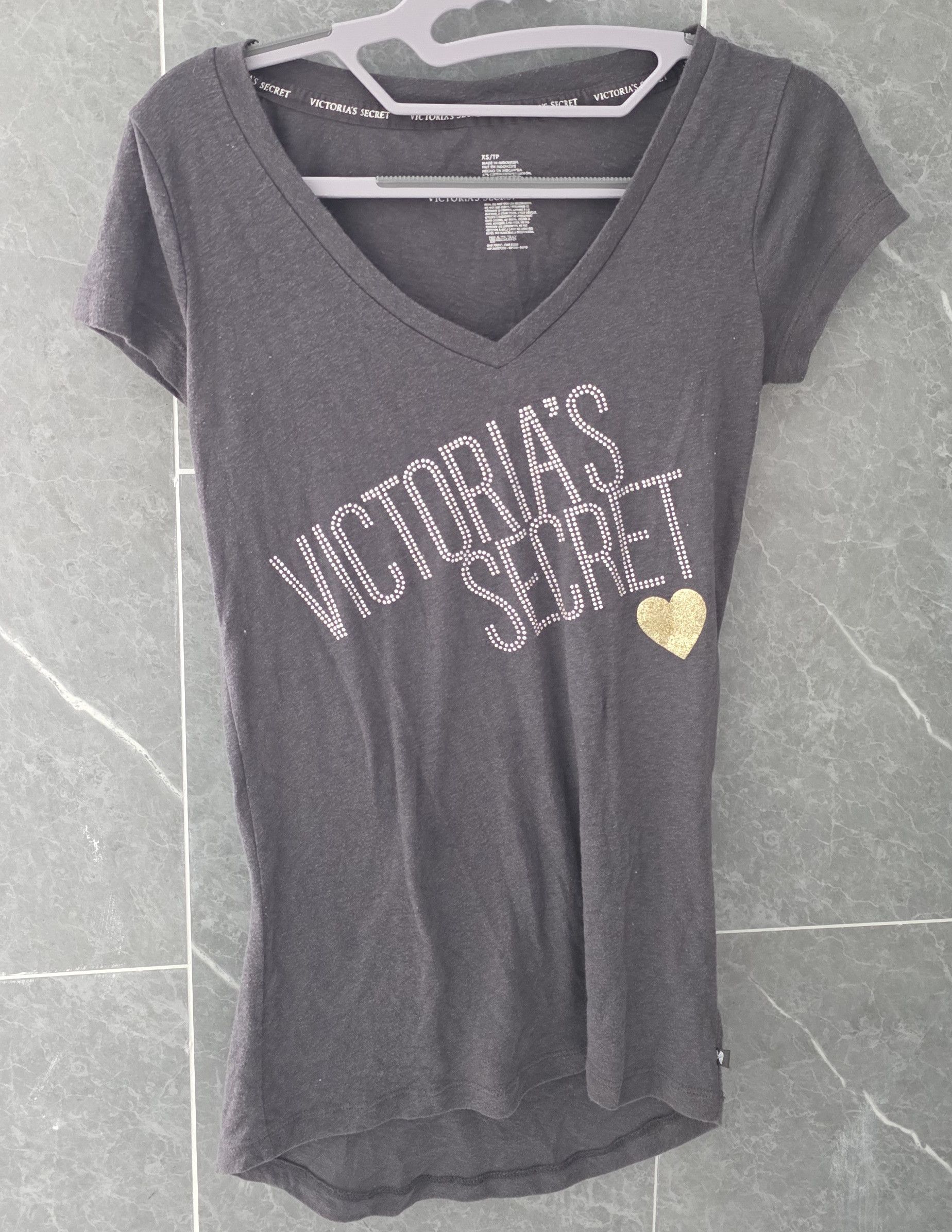 Victoria's Secret Victoria's Secret Rhinestone Heather Gray Logo Vneck XS Size XS / US 0-2 / IT 36-38 - 1 Thumbnail