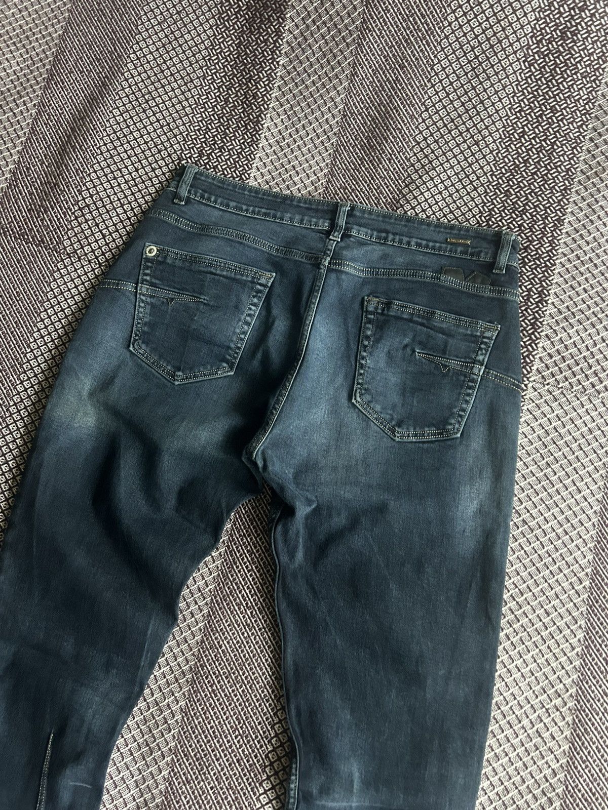 Diesel Vintage Diesel Thavar Export Surplus Denim Jeans Size 36 Size US 36 / EU 52 - 4 Thumbnail