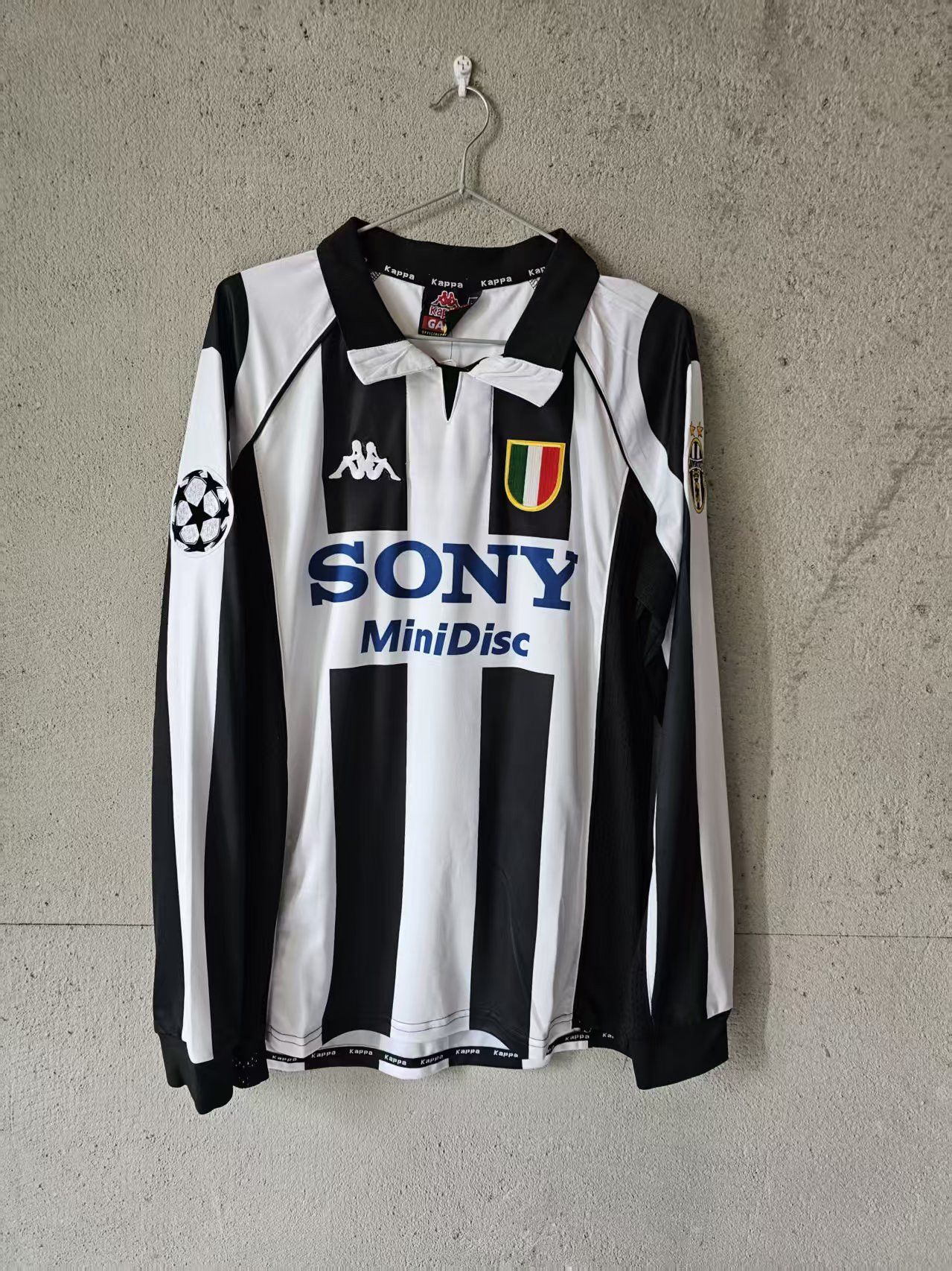 Other Juventus #21 Zidane Jersey 1997 1998 Size US S / EU 44-46 / 1 - 2 Thumbnail