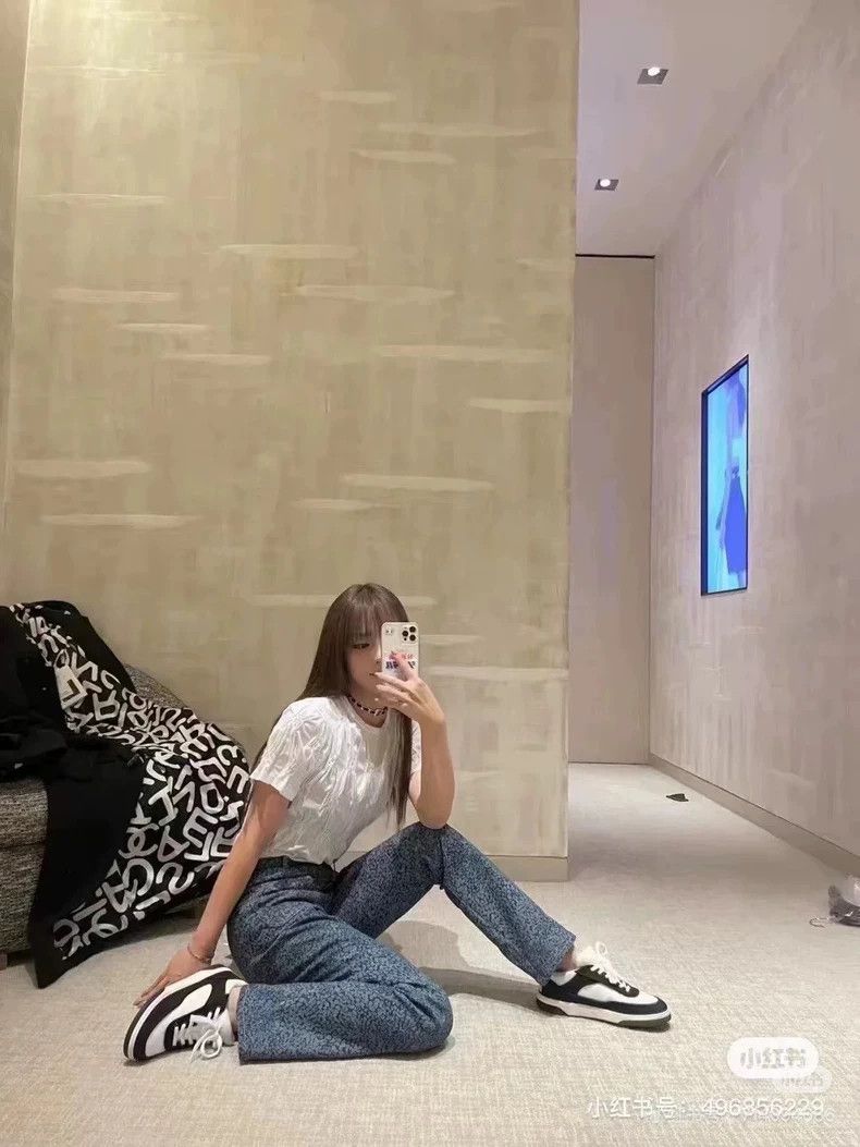 Chanel Chanel 21B blue danning jeans camellia double C full print Size 24" / US 00 / IT 34 - 8 Thumbnail