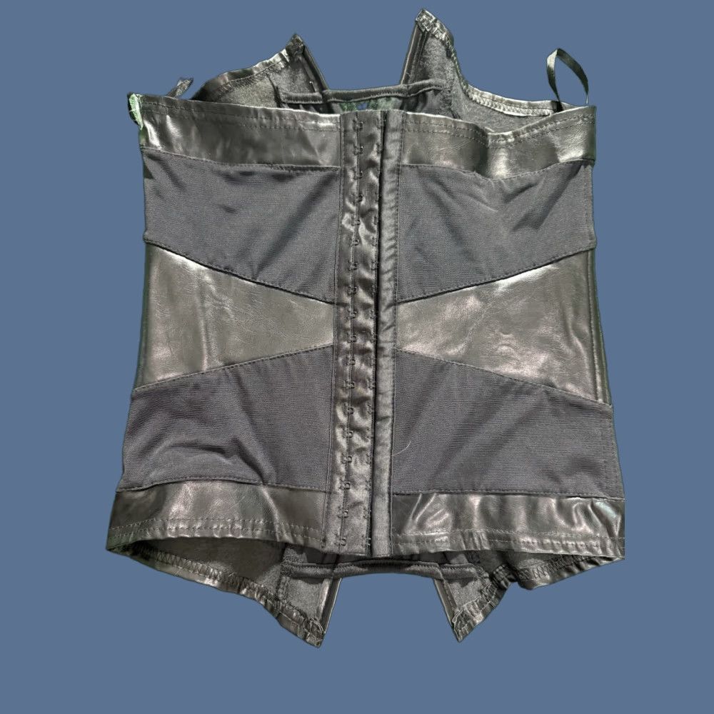Vintage Darque Coquette Corset Top Structured Pleather Clasp Back Womens Small Black NWT Size S / US 4 / IT 40 - 1 Thumbnail