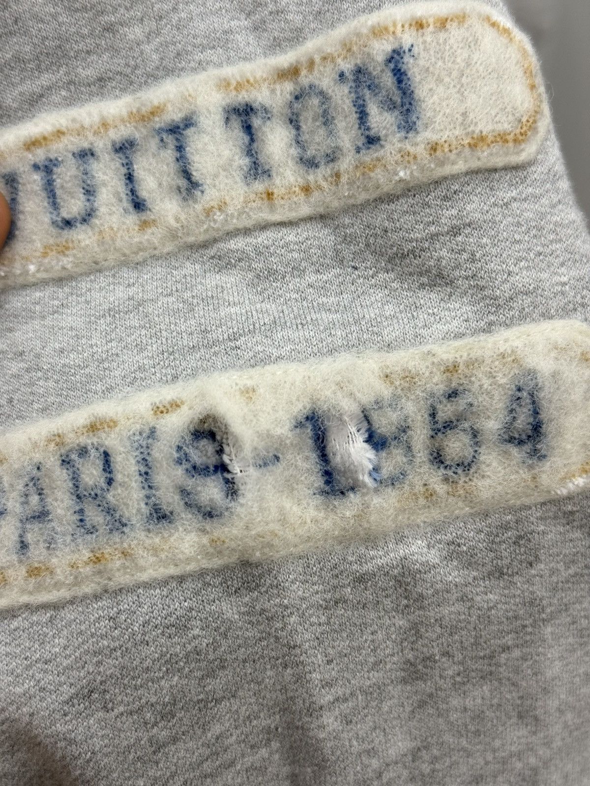 Louis Vuitton Louis Vuitton Malletier Patch Sweatshirt Size US M / EU 48-50 / 2 - 6 Thumbnail