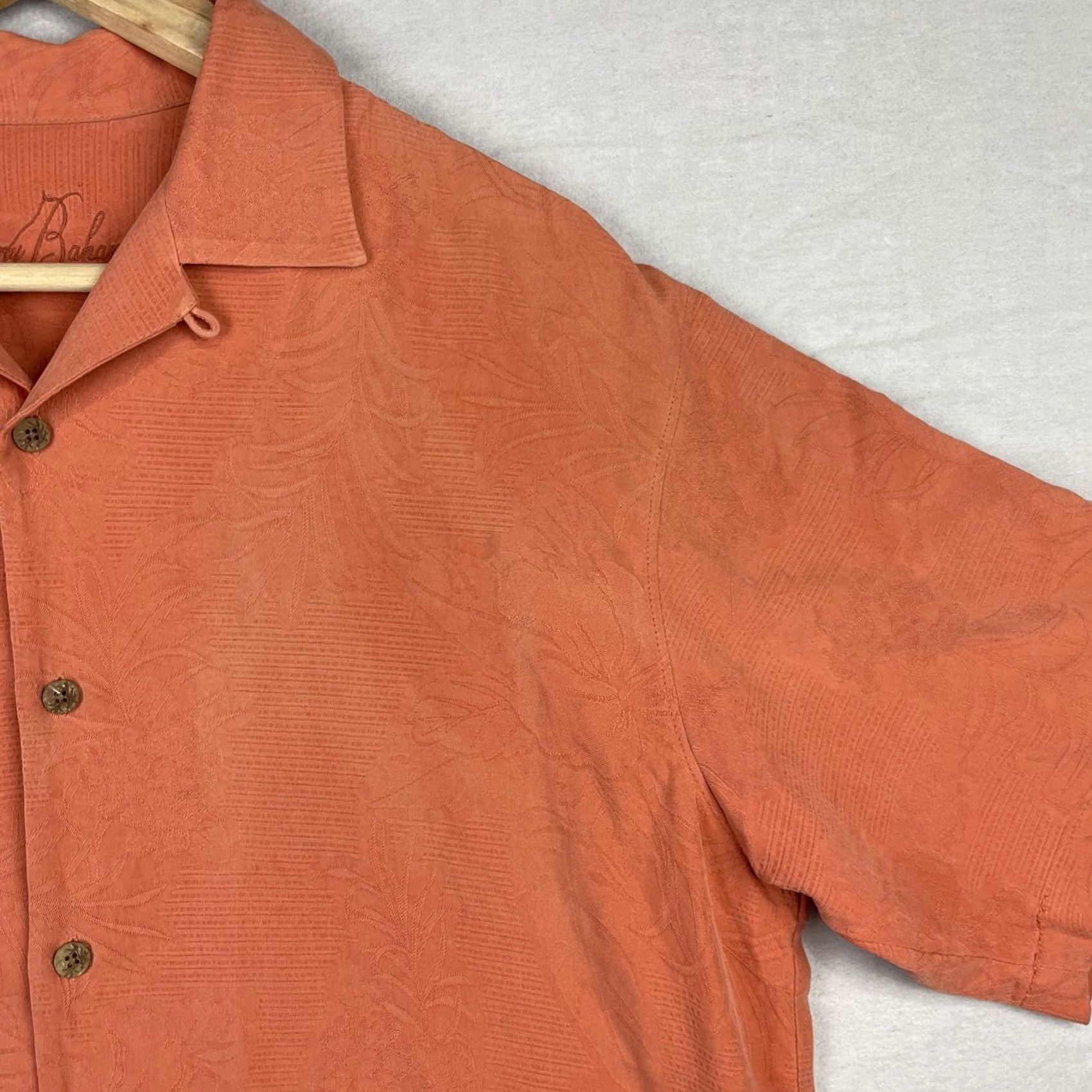 Tommy Bahama Tommy Bahama Shirt Mens Small Orange Paradise in Every Puff Camp Beach Silk Shirt Size US S / EU 44-46 / 1 - 5 Thumbnail