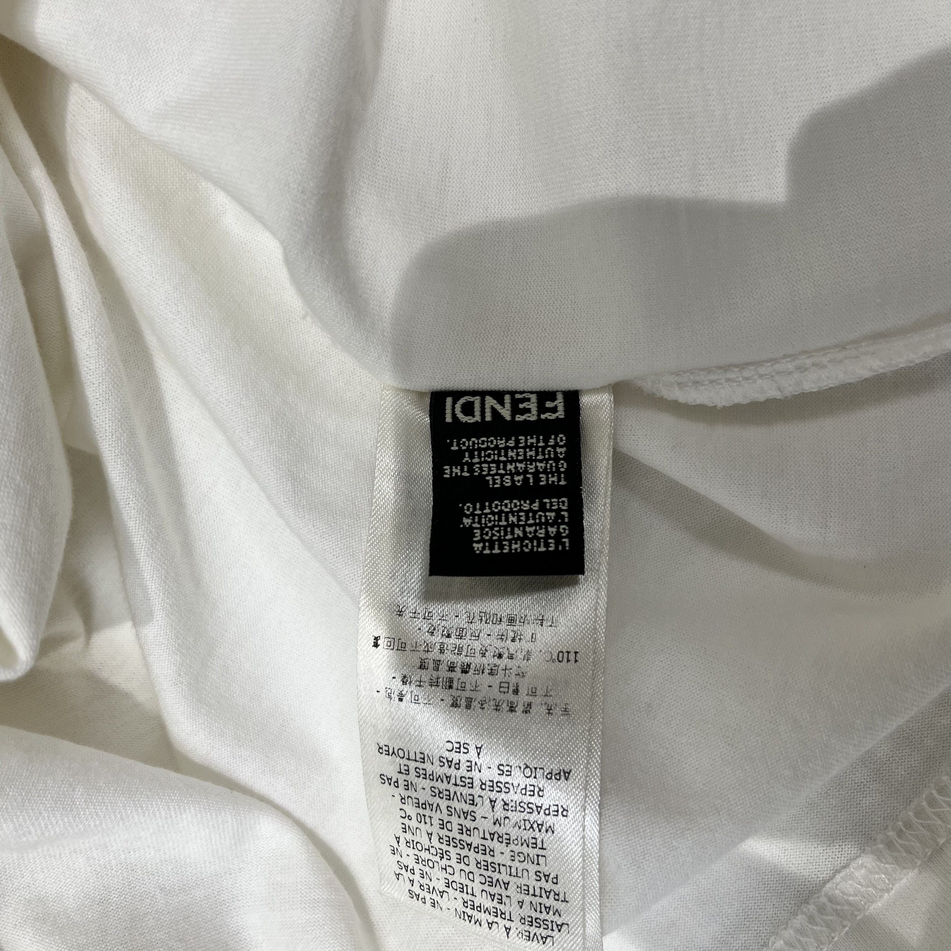 Fendi Fendi Tee White Size US L / EU 52-54 / 3 - 10 Thumbnail