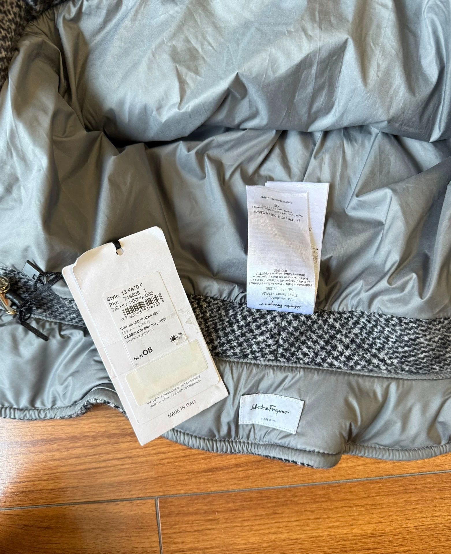 Salvatore Ferragamo Ferragamo Cashmere Prince of Wales Check Hat - Oversized Size ONE SIZE - 5 Thumbnail