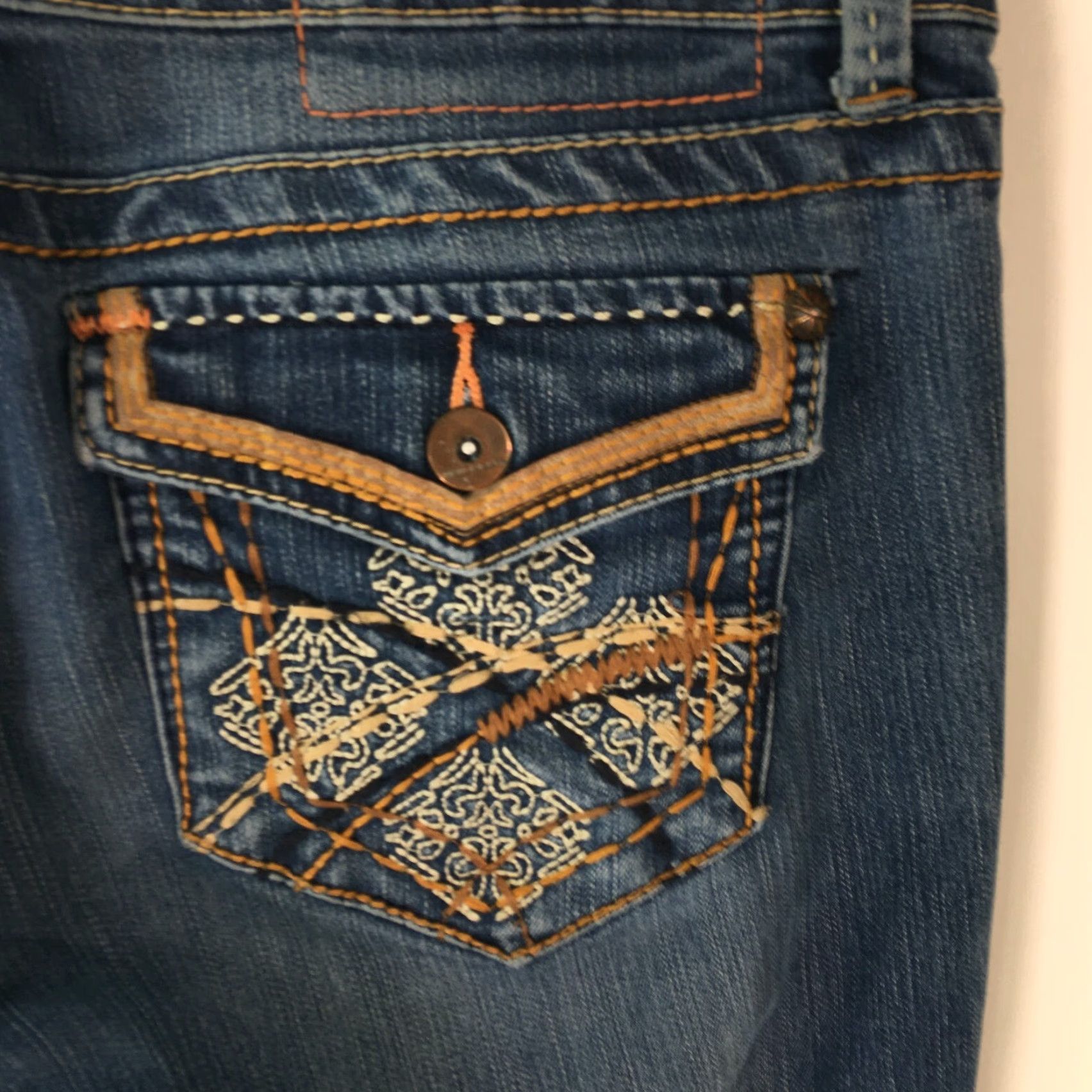 Vintage Union Bay Womens Jeans Skinny Boot Cut Blue Denim 34 Inseam 34 Waist 34 Regular Size 9 Distressed Medium Wash 5-Pocket Zipper Button Loops Belt Size 30" / US 8 / IT 44 - 7 Thumbnail