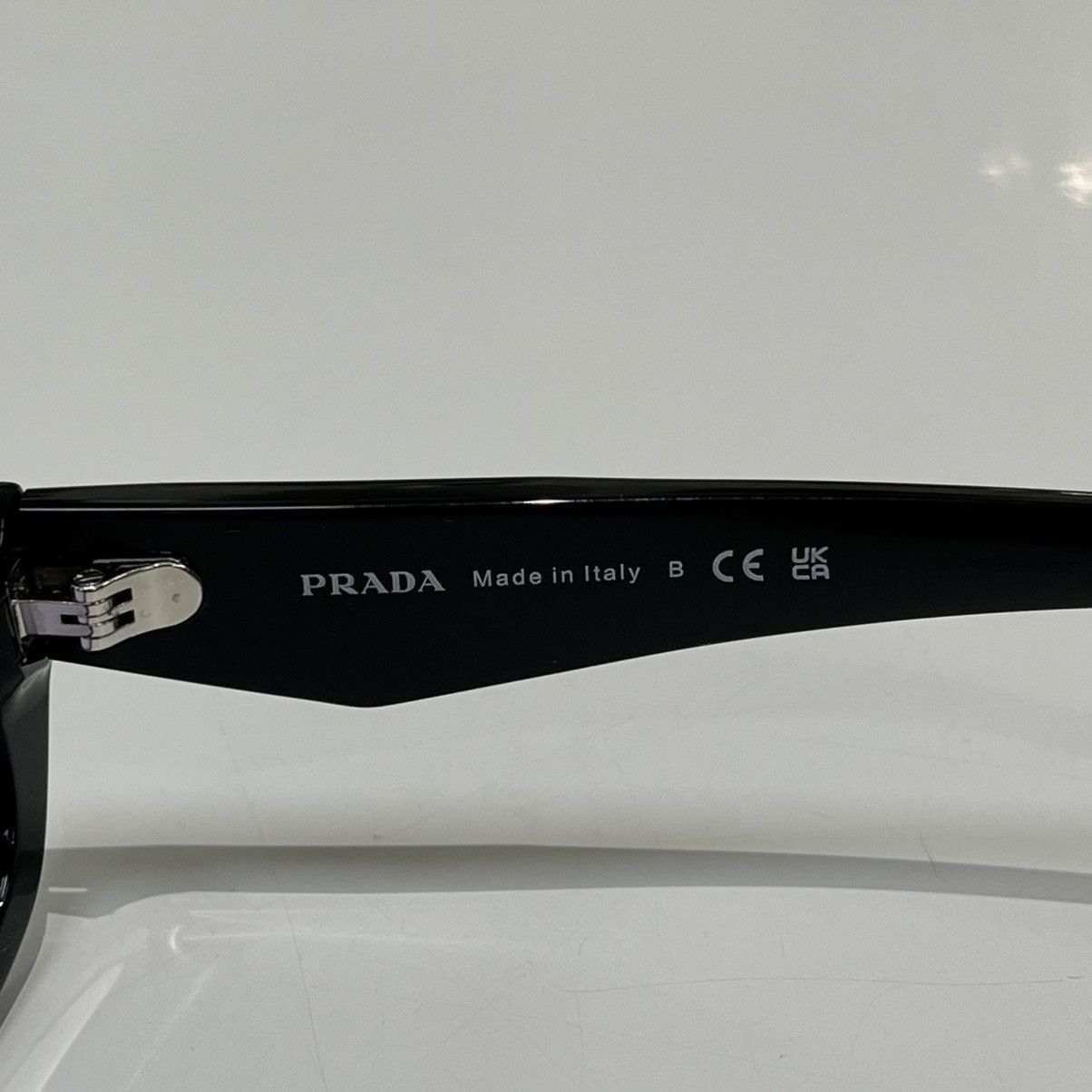 Prada Prada Sunglasses Black Size ONE SIZE - 8 Thumbnail
