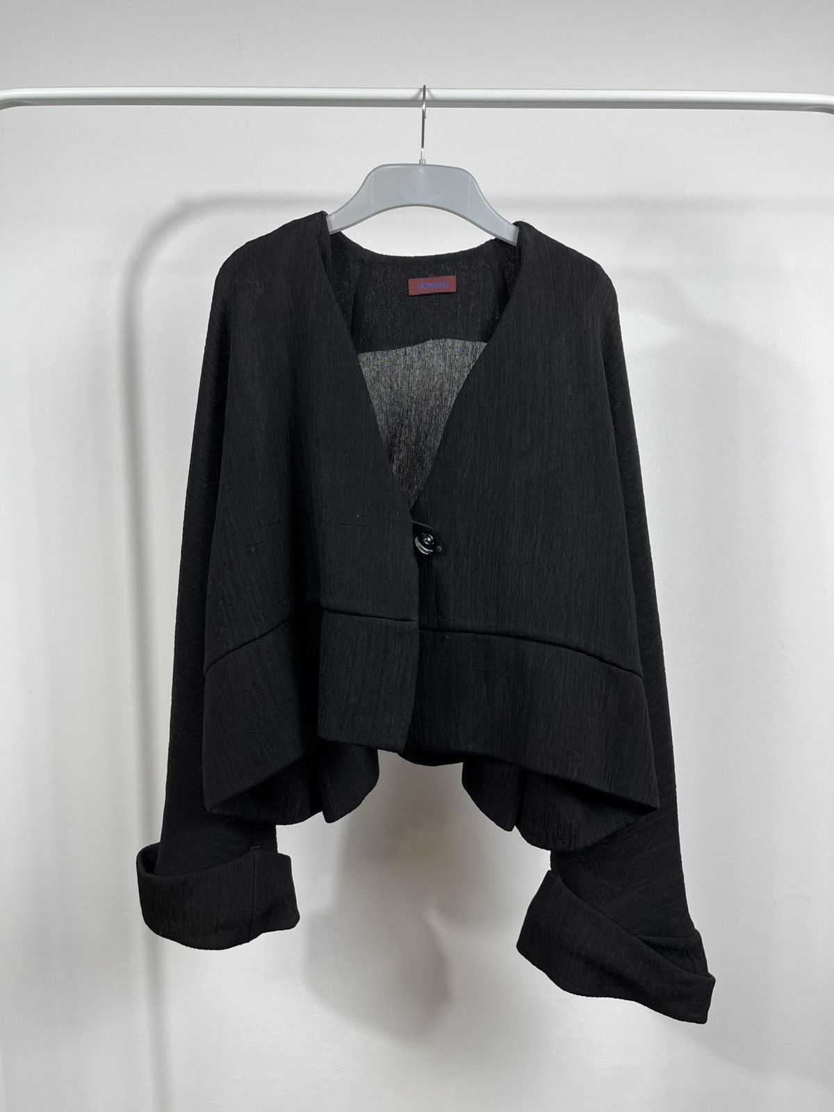 Japanese Brand Hovman Draped Cropped Jacket in Textured Black Fabric Size M / US 6-8 / IT 42-44 - 1 Thumbnail