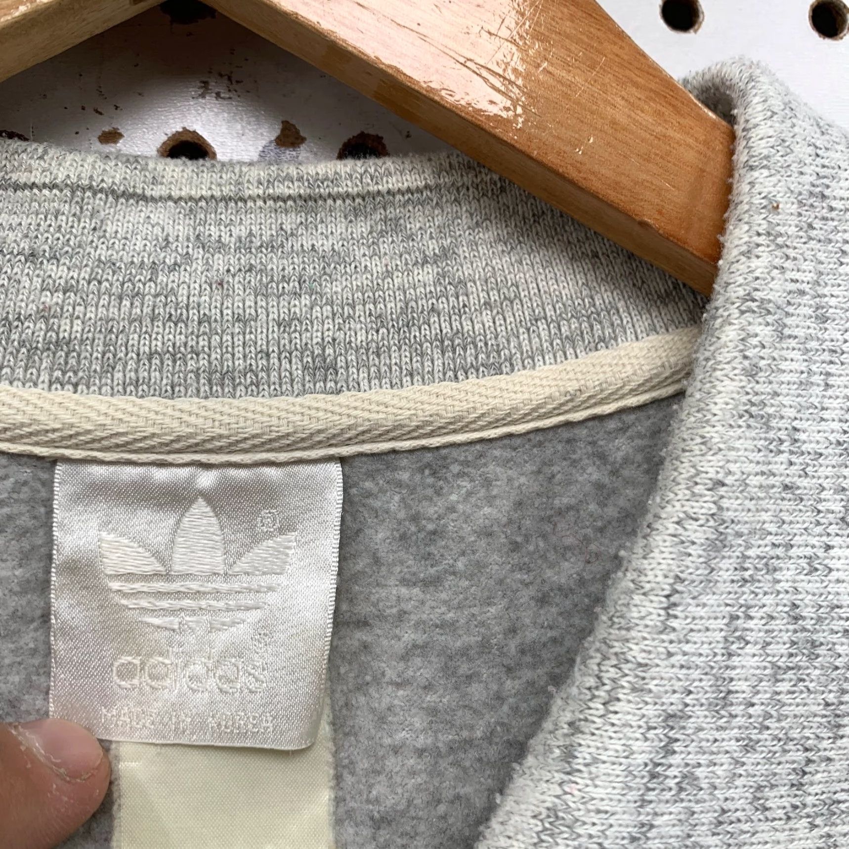 Adidas VINTAGE adidas Polo Shirt Mens L Gray Fleece Short Sleeve Collared Polo - Men Sports 60s 70s 80s - Golf Mens Size US L / EU 52-54 / 3 - 3 Thumbnail