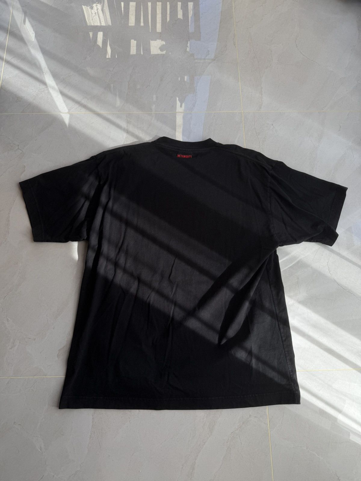 Vetements *RARE* Vetements AW18 Rammstein Tshirt Sz.S Size US S / EU 44-46 / 1 - 7 Thumbnail