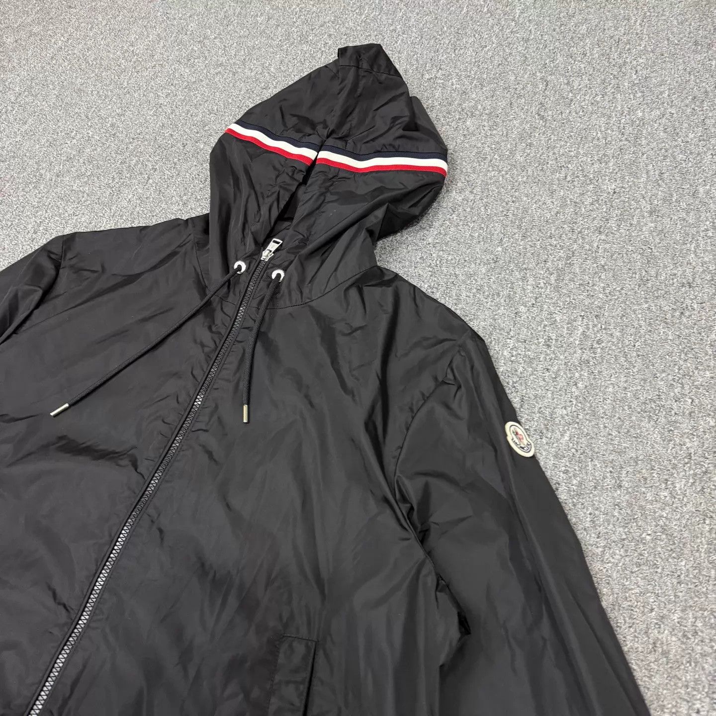 Moncler Moncler colorblock hood arm logo nylon new jacket 5 Size US XXL / EU 58 / 5 - 3 Thumbnail
