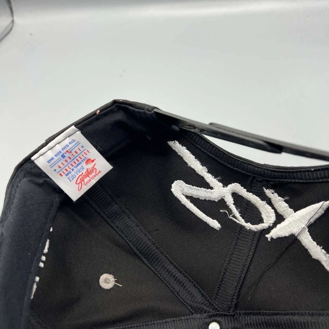 Signatures × Vintage Chicago White Sox Hat Men Black White Signatures Strap Back Size ONE SIZE - 3 Thumbnail