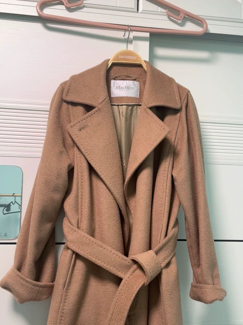 Max Mara Max Mara coat Size XS / US 0-2 / IT 36-38 - 2 Thumbnail