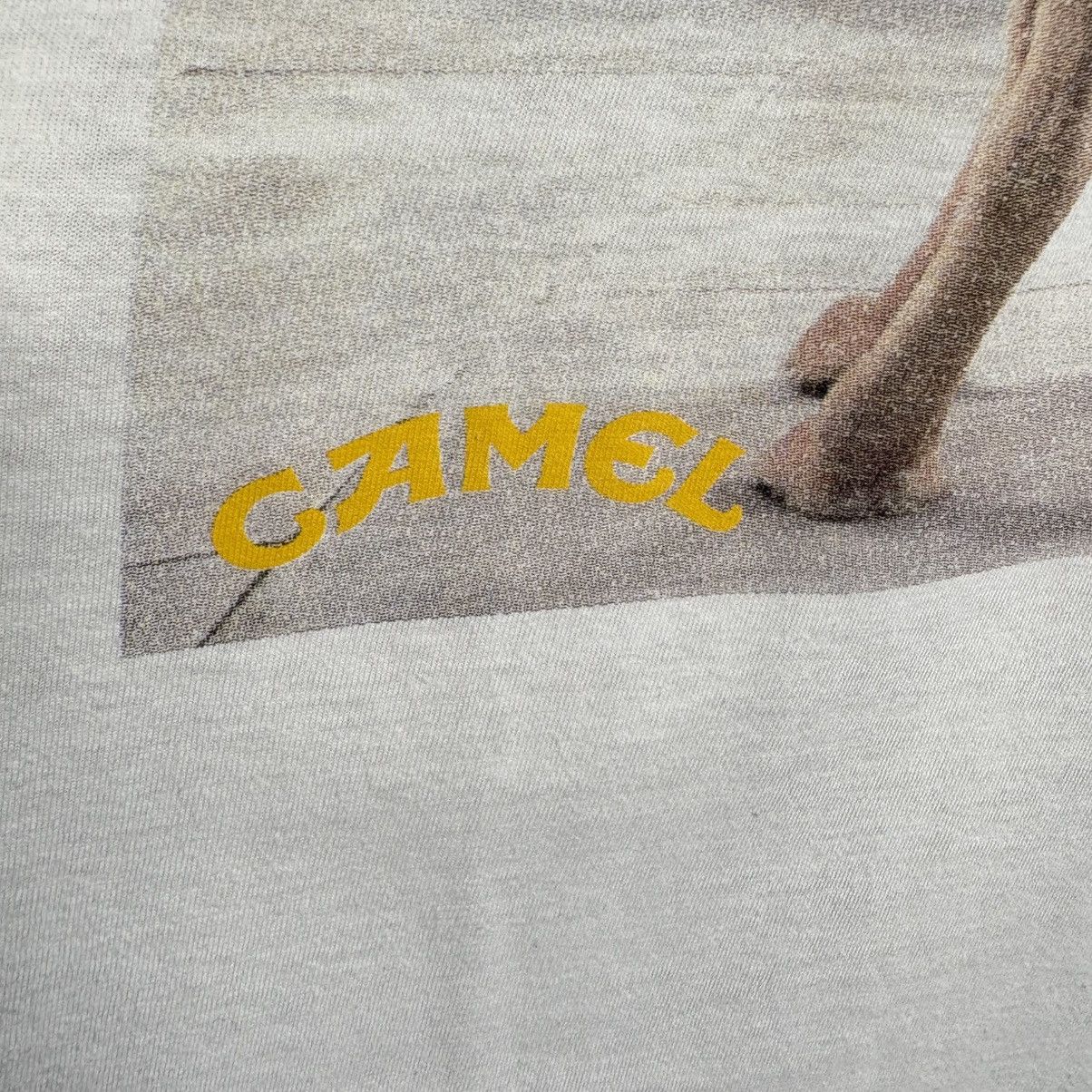 Camel × Vintage Vintage 90s Camel Cigarettes Graphic T-Shirt Size US XL / EU 56 / 4 - 4 Thumbnail