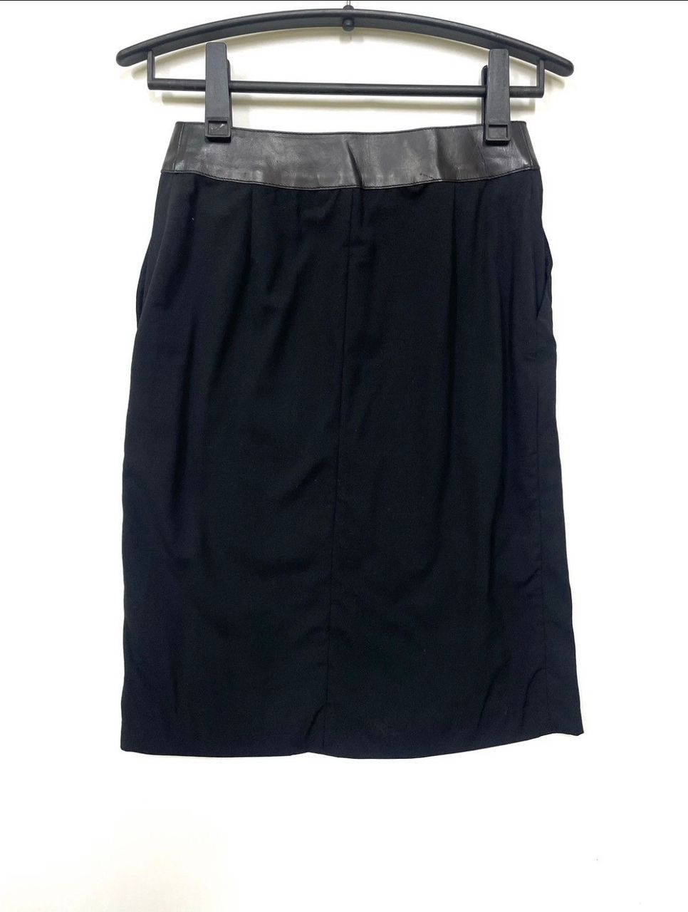Gucci VINTAGE GUCCI BLACK POCKET SKIRT Size 28" / US 6 / IT 42 - 9 Thumbnail