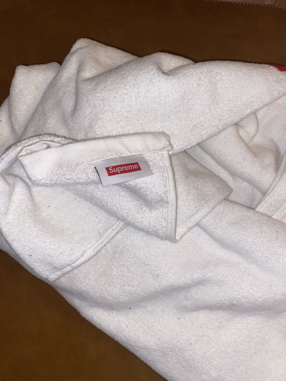 Supreme New York Digi Beach Towel SS17 White Black Red Box