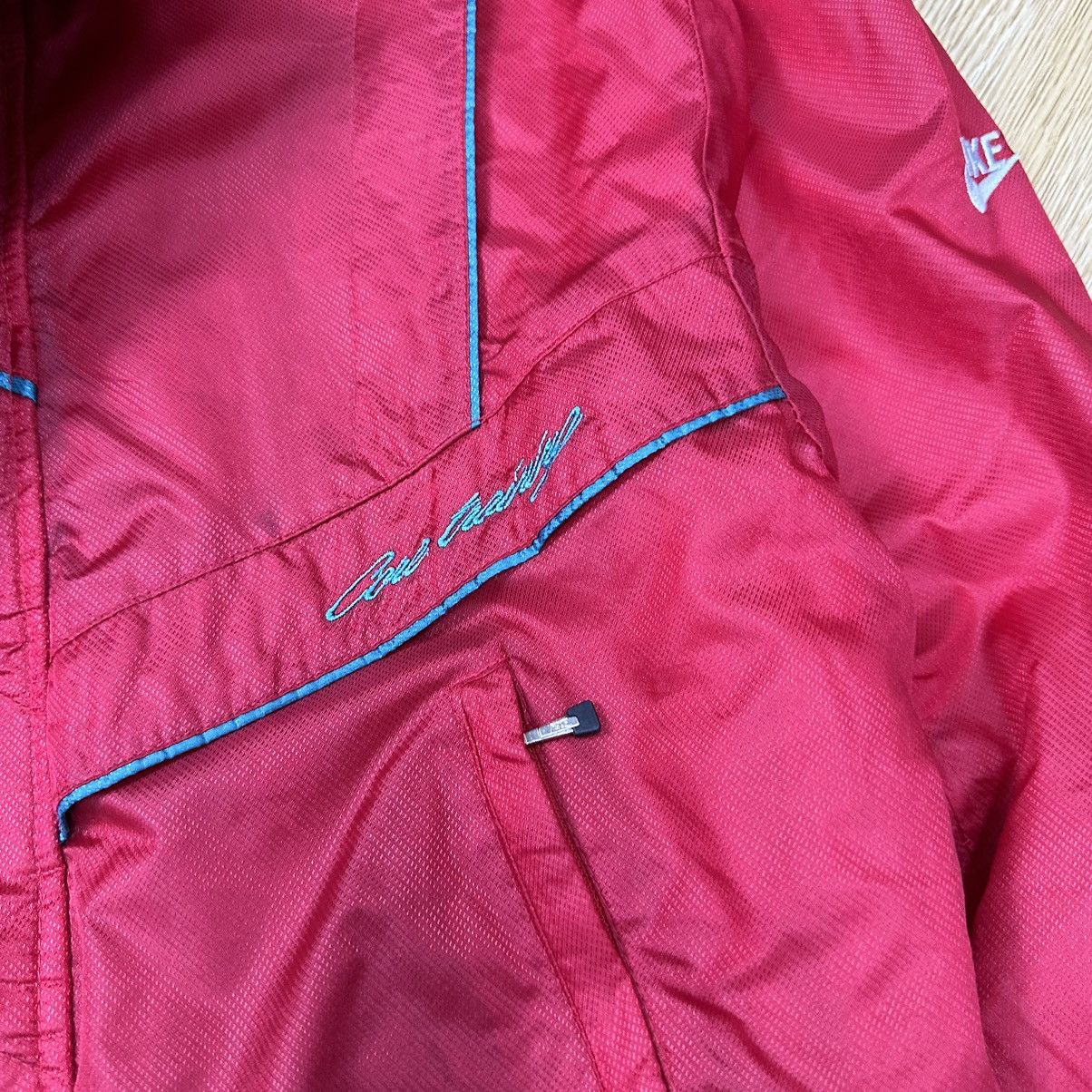Nike Rare Nike International Wax Faded Vintage Jacket Z188 Size US M / EU 48-50 / 2 - 3 Thumbnail