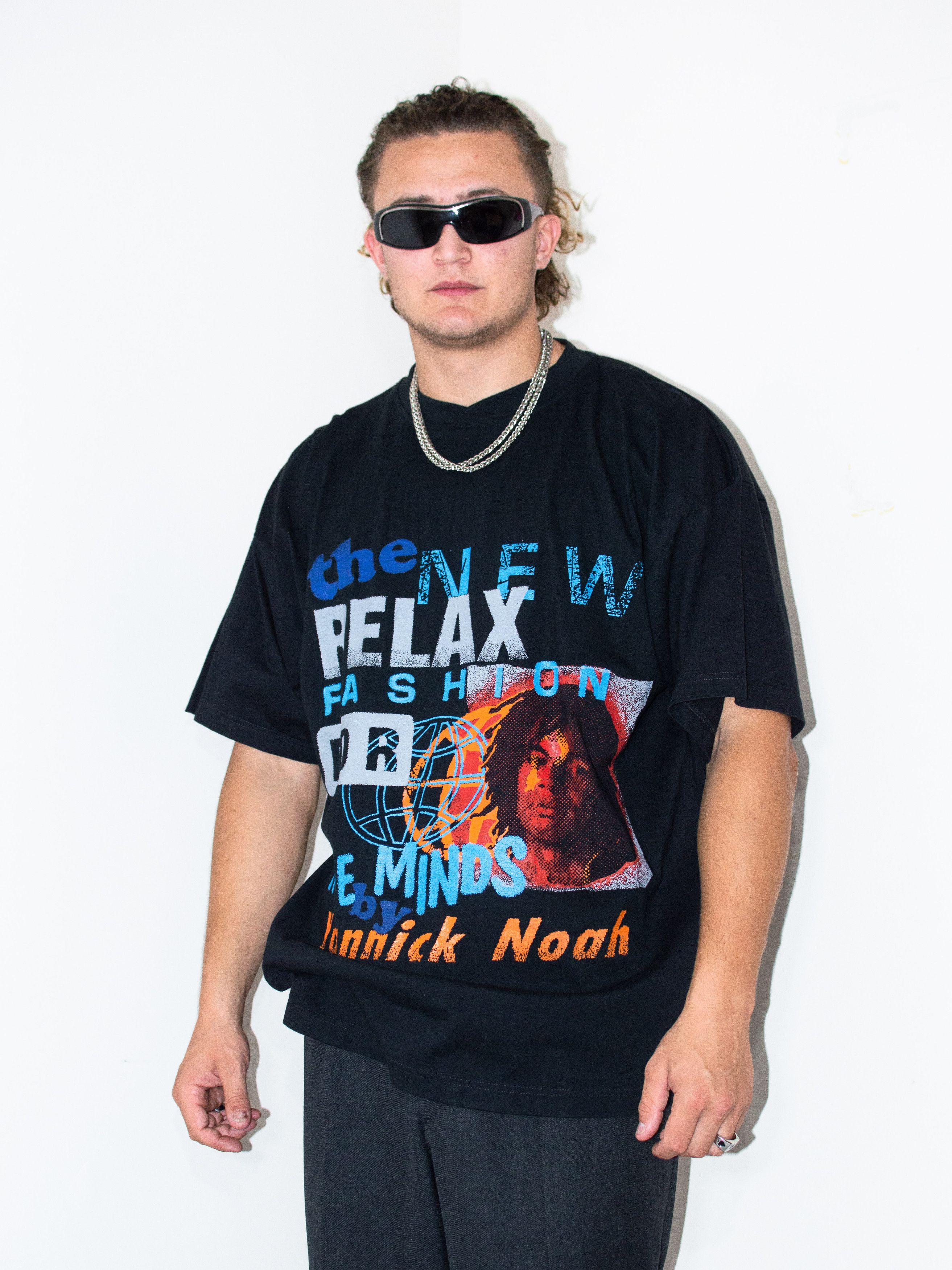 Vintage Vintage 90s French Tennisman Yannick Noah Graphic Tee Size US XXL / EU 58 / 5 - 2 Thumbnail