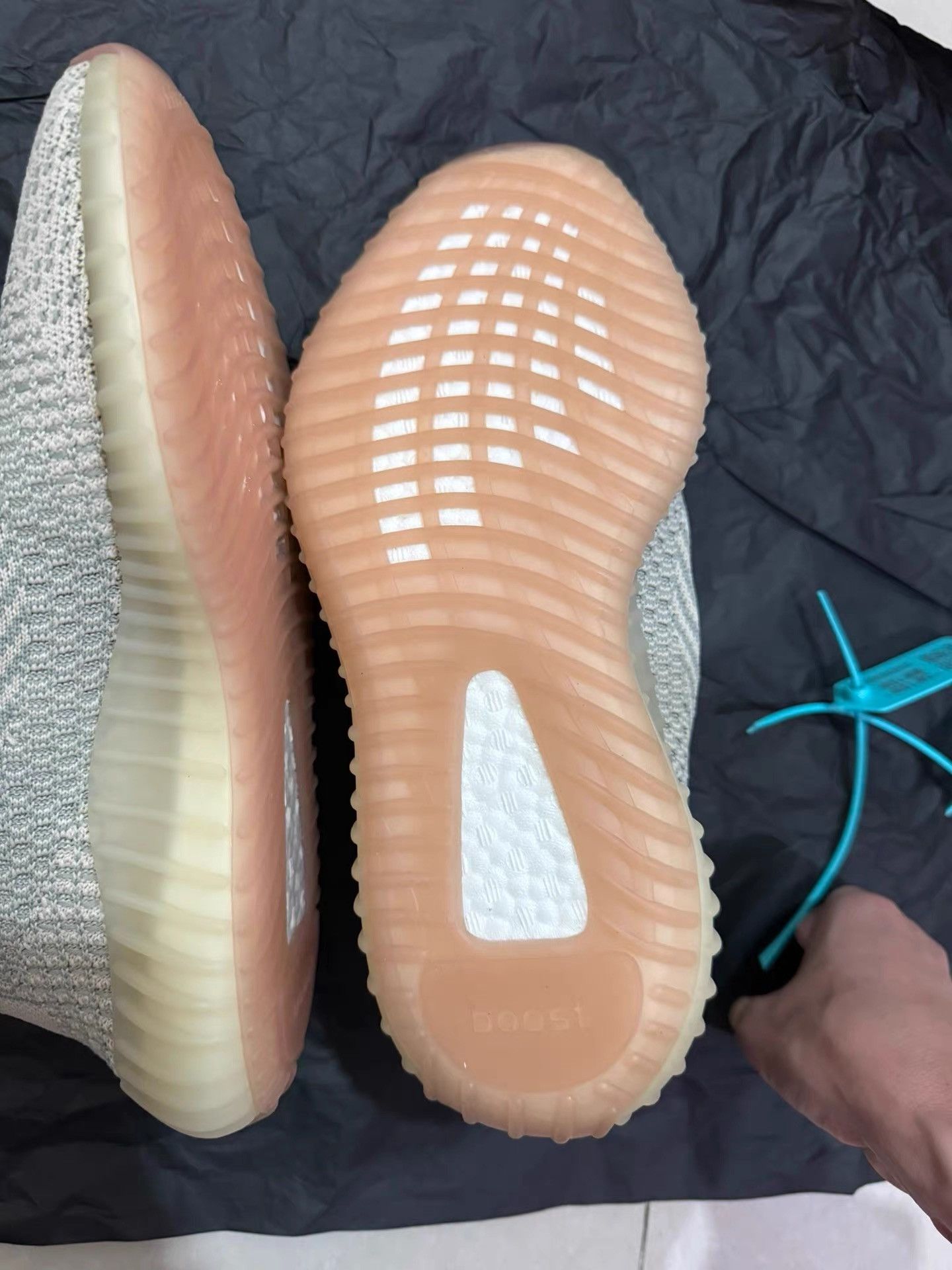 Adidas adidas Yeezy Boost 350 K33 Size US 7.5 / EU 40-41 - 7 Thumbnail