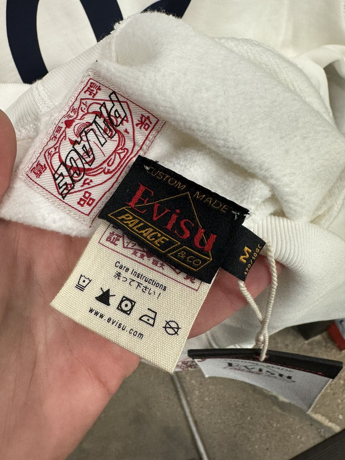 Evisu × Palace Palace Evisu Reversible Crew Ecru Size US M / EU 48-50 / 2 - 3 Thumbnail