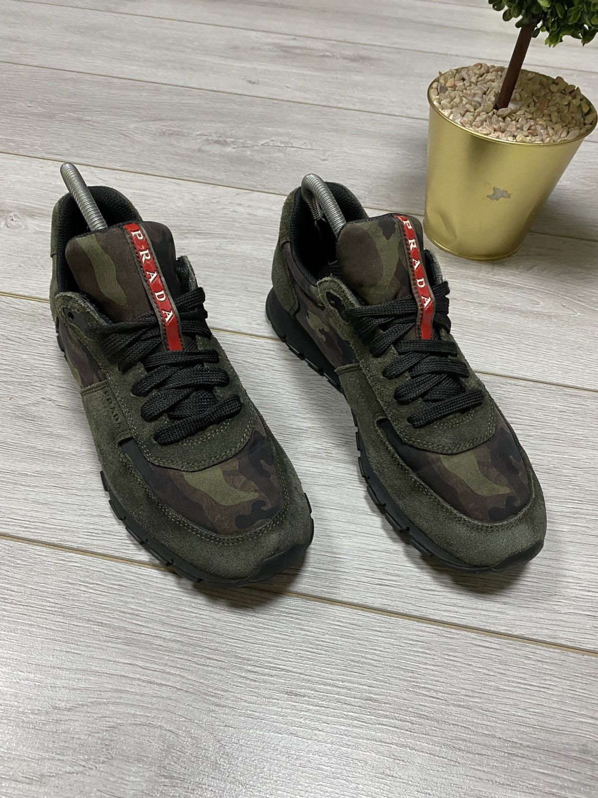 Prada Prada camo tab sneakers logo Size US 7 / EU 40 - 2 Thumbnail