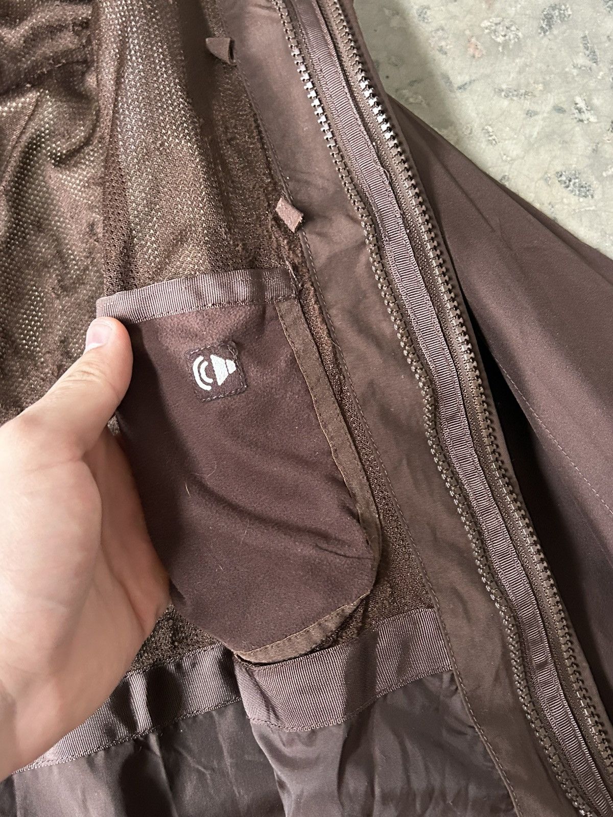 Goretex Vintage 90s The North Face Goretex Jacket TNF Brown Size S / US 4 / IT 40 - 11 Thumbnail