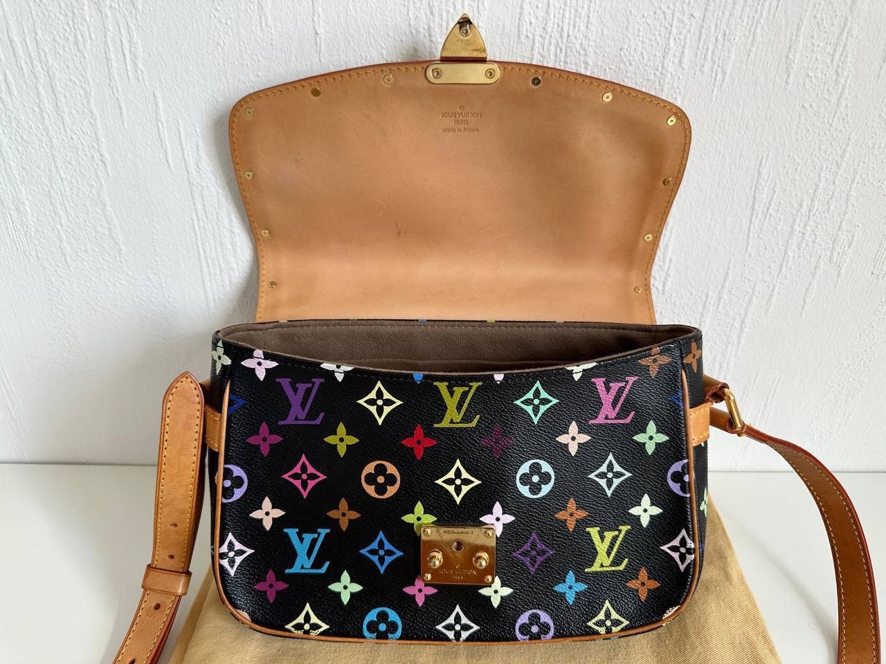 Louis Vuitton Louis Vuitton Sologne Bag Crossbody Monogram Gold Auth! Size ONE SIZE - 15 Thumbnail