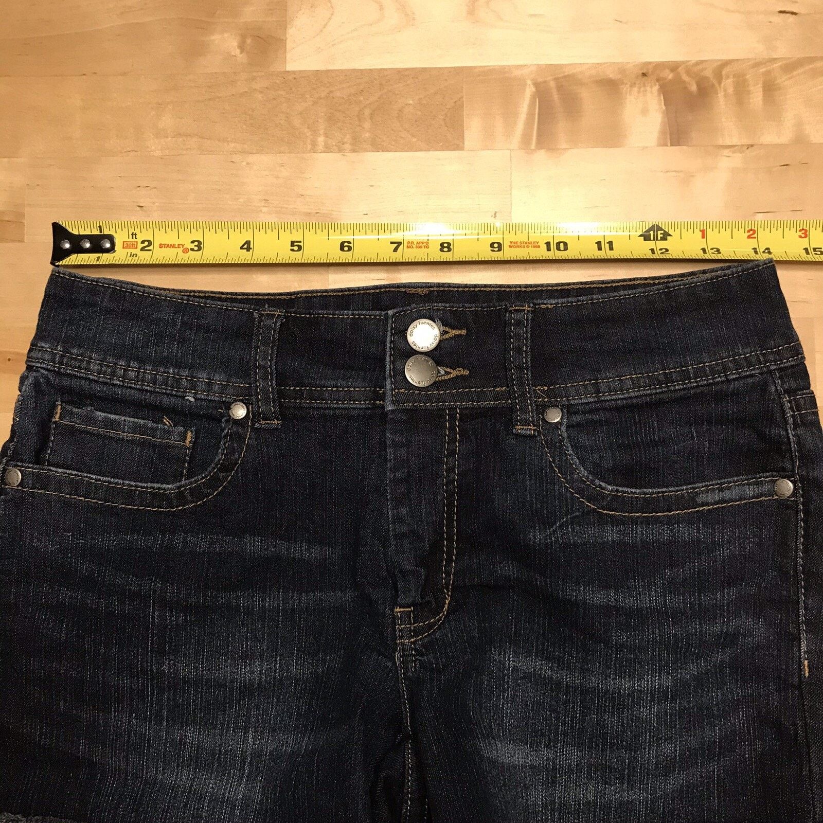 Other Daisy Fuentes Jean Shorts Cut Off Cuffed Blue Size 2 Size 26" / US 2 / IT 38 - 7 Thumbnail