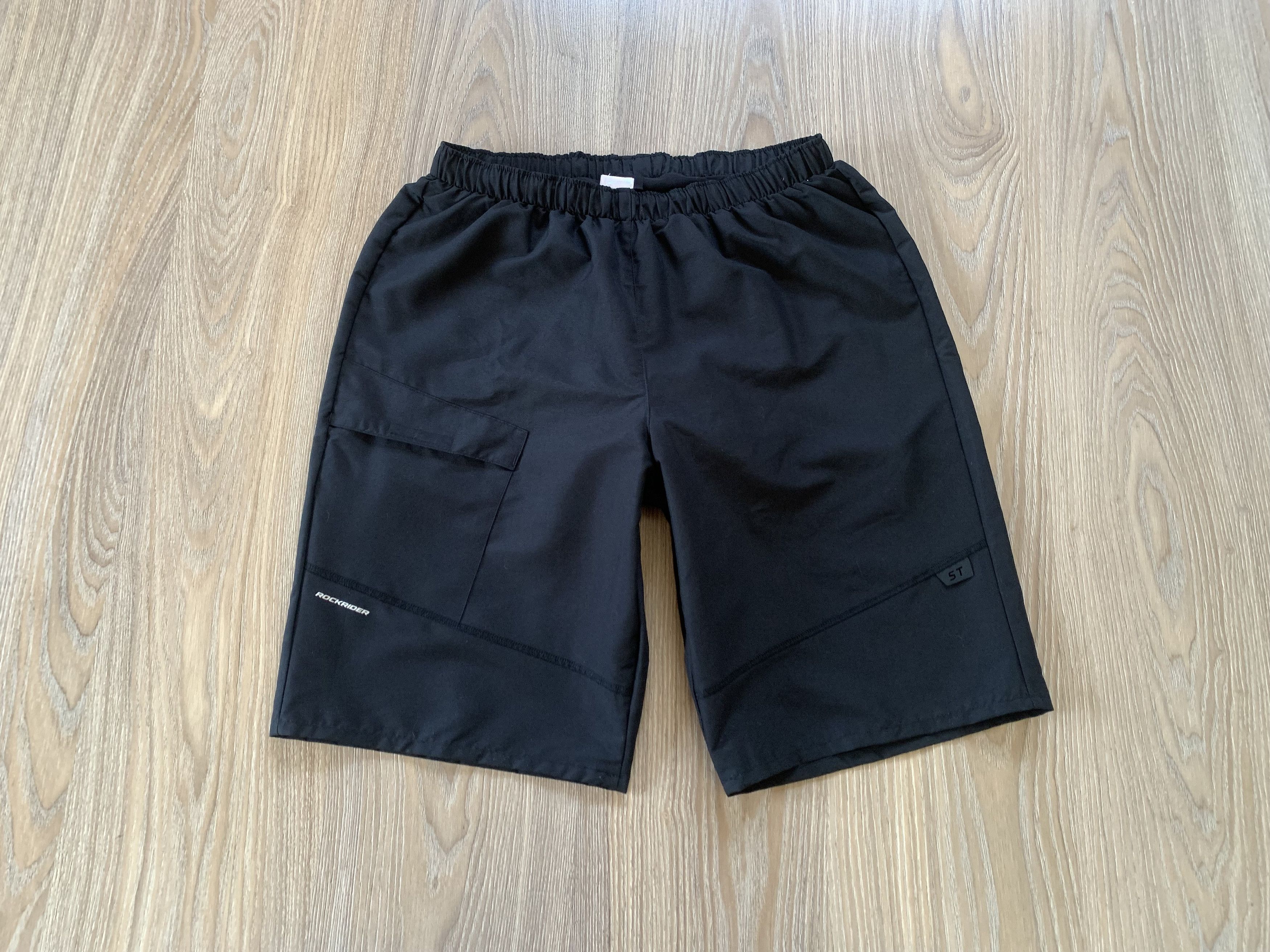 Sports Specialties Rockrider ST100 Mens Black MTB Bike Ride Padded Shorts Size US 34 / EU 50 - 1 Thumbnail