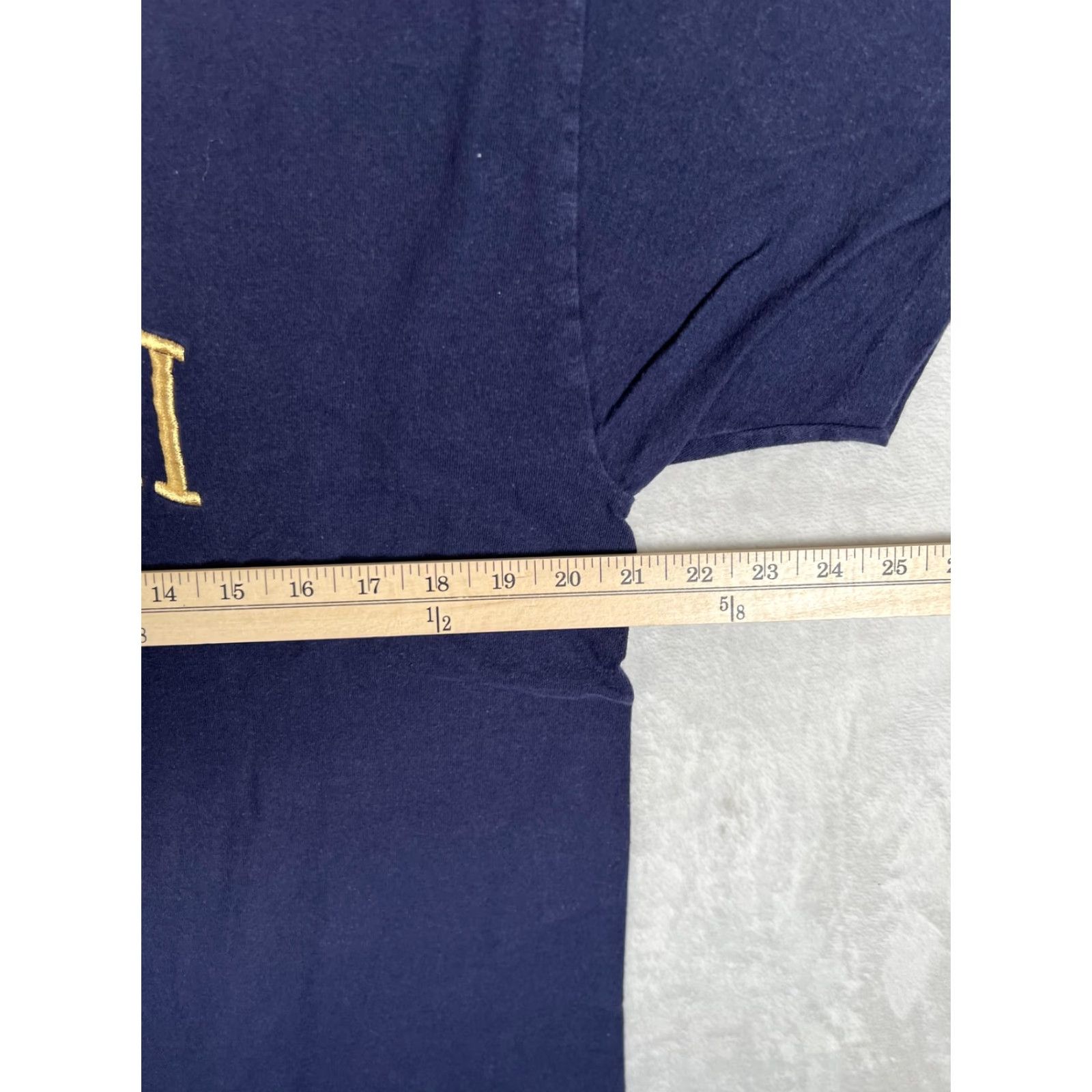 Delta VINTAGE Delta T-Shirt Mens L Navy Blue Embroidered Hawaii USA 90s Made USA Shirt Short Sleeve Graphic Print Crew Neck Men Size US L / EU 52-54 / 3 - 6 Thumbnail