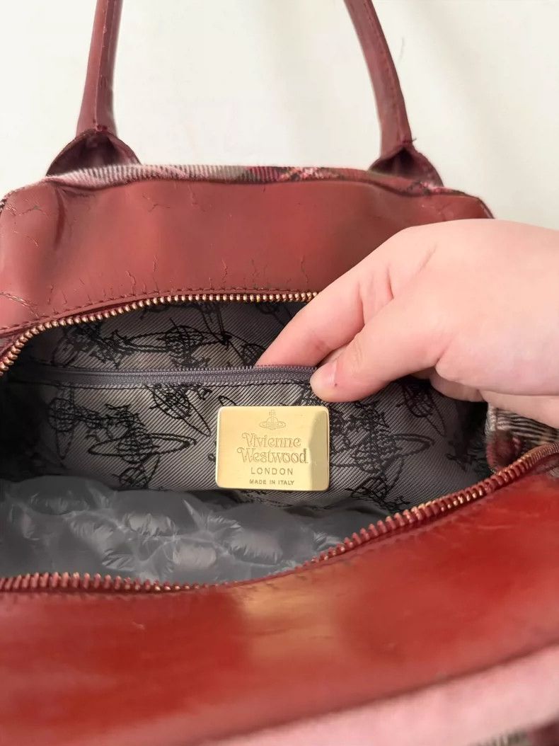 Vivienne Westwood Vivienne Westwood Red and white checkered pattern with fol Size ONE SIZE - 9 Thumbnail